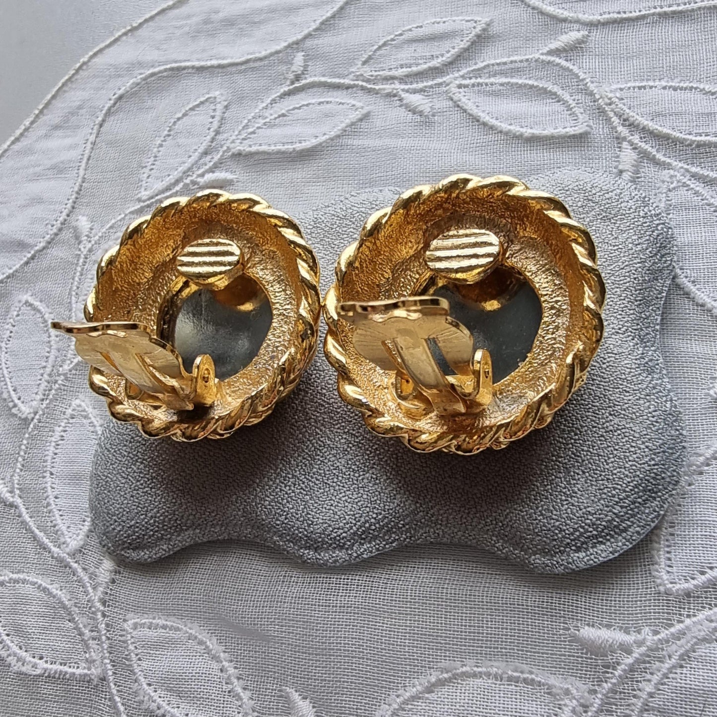 Clip on - DMJ Gold Round Silver Grey Cabochon Crystal Clip on Earrings
