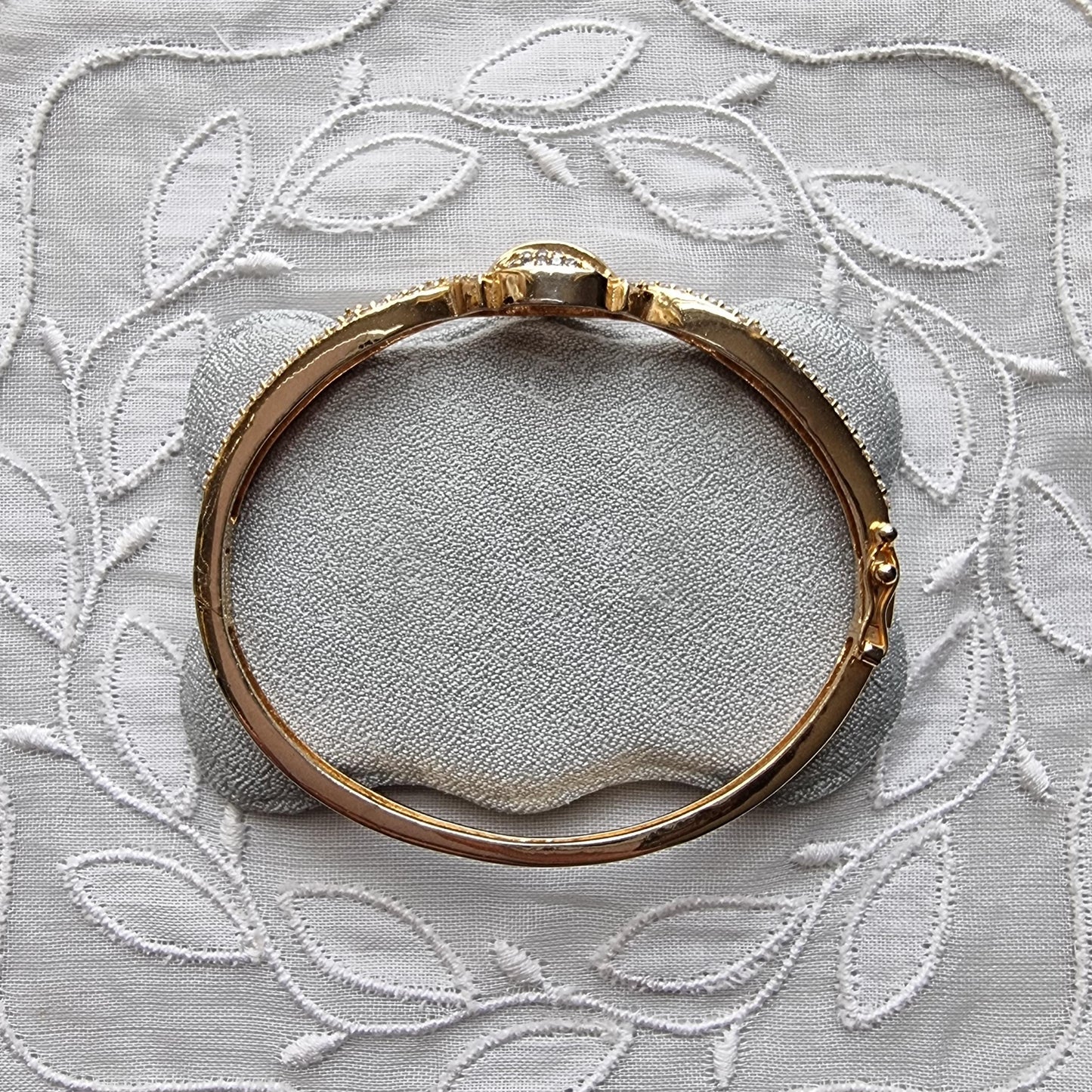 Bracelet - Gold and Fine Crystals Clamper Bracelet