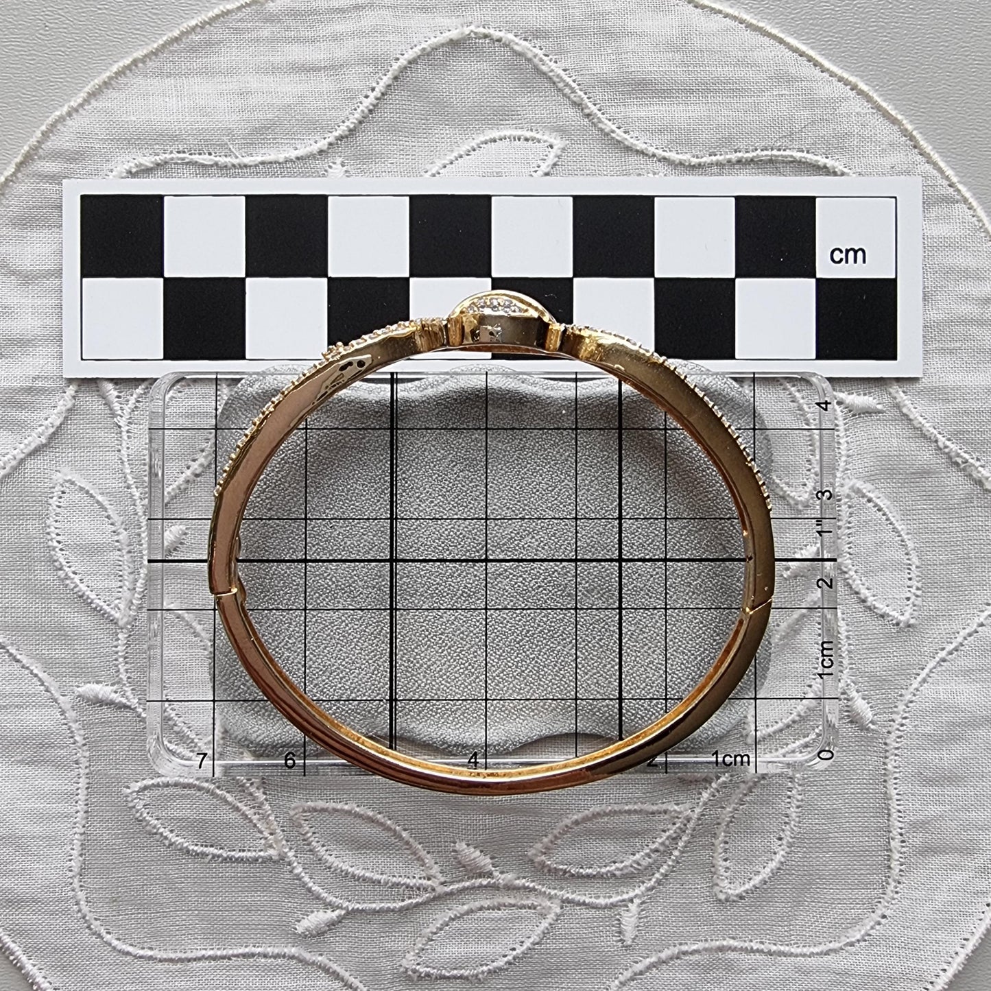 Bracelet - Gold and Fine Crystals Clamper Bracelet