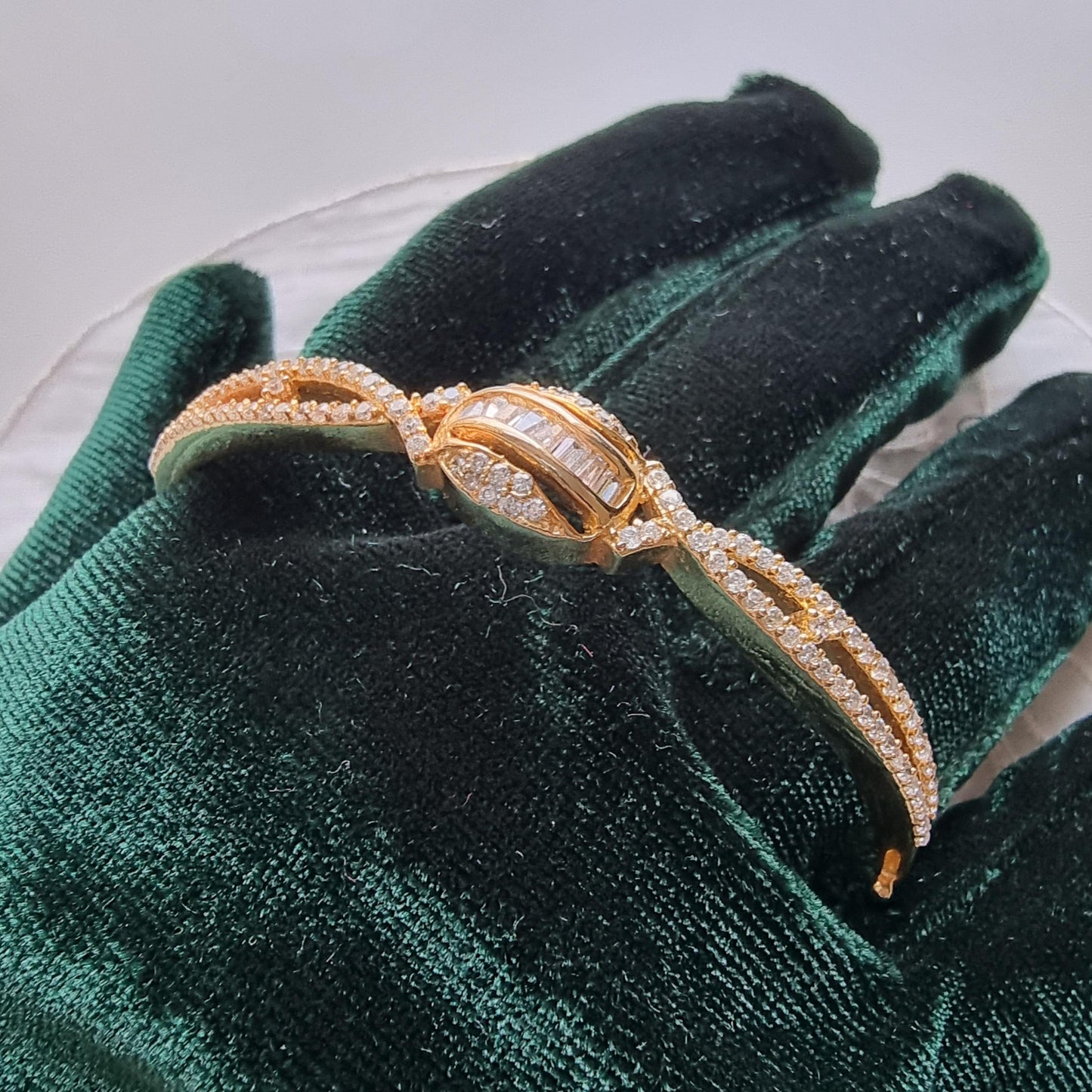 Bracelet - Gold and Fine Crystals Clamper Bracelet