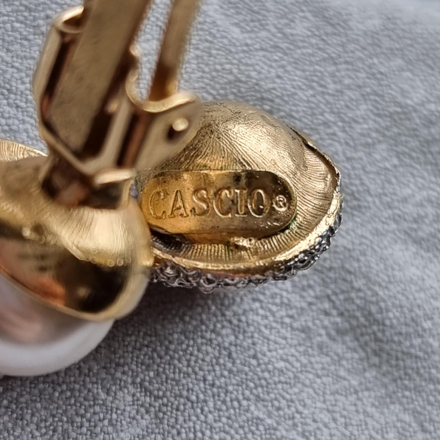 Clip on - Cascio Pearls and Crystals Swirl Clip on Earrings