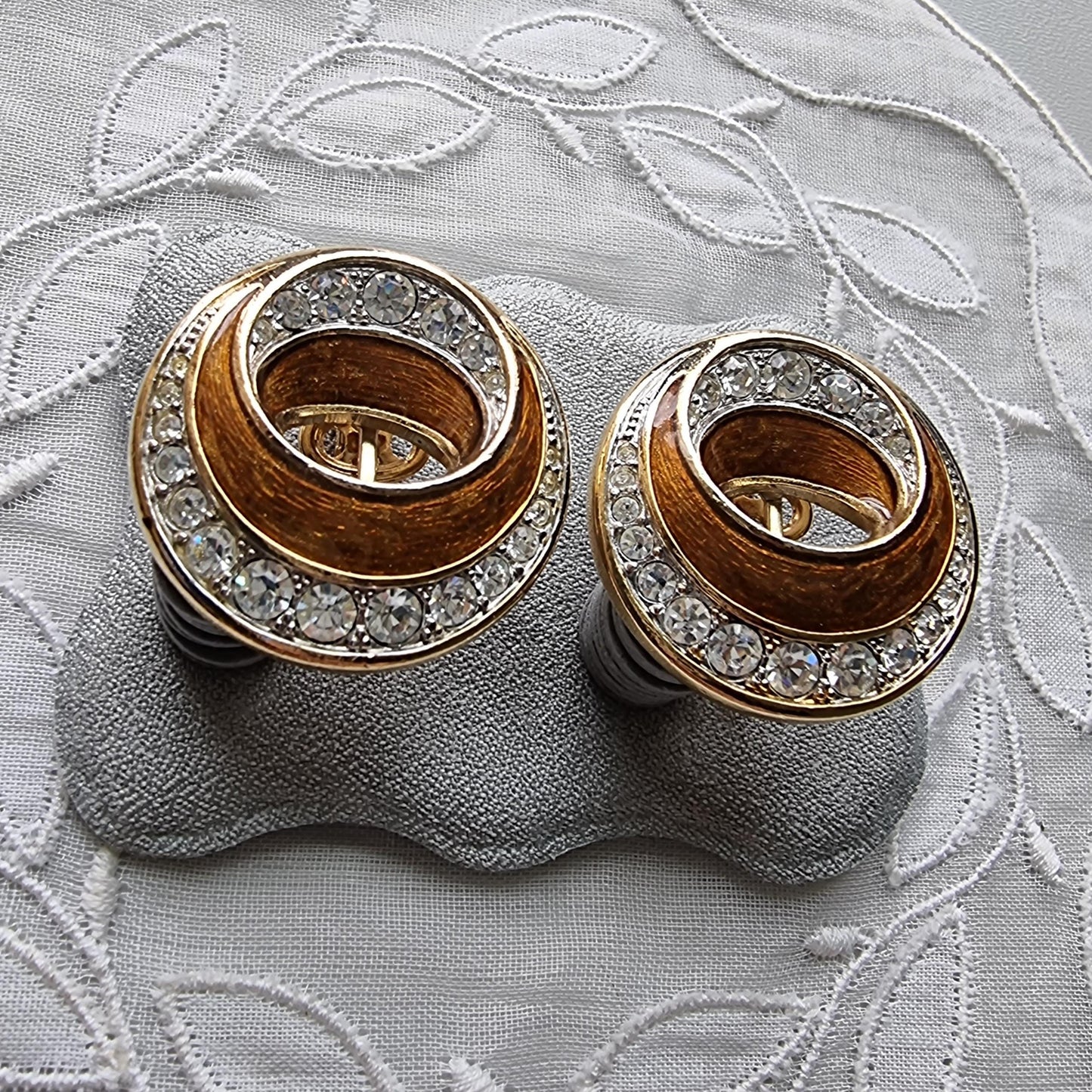 Clip on - Bergdorf Goodman Brown Enamel and Crystals Round Clip On Earrings