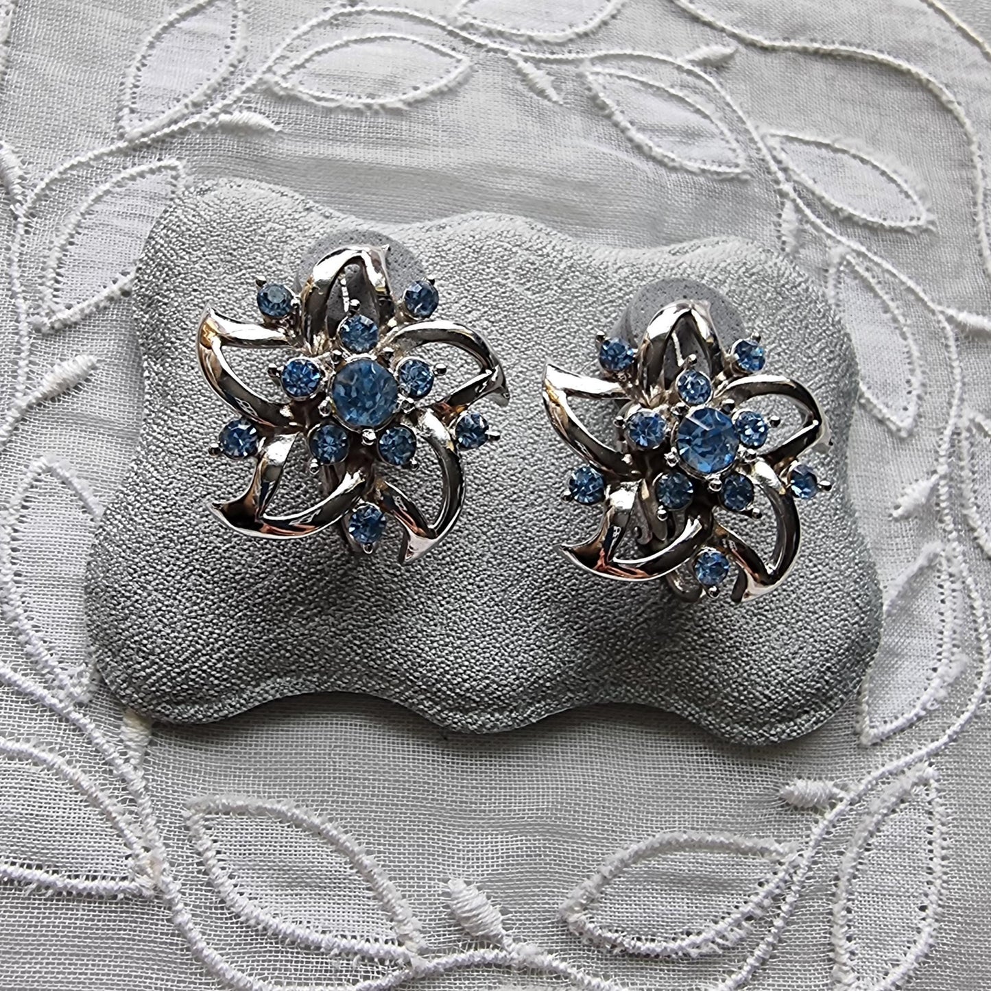 Clip on - Coro Ice Blue Crystal Flower Clip on Earrings