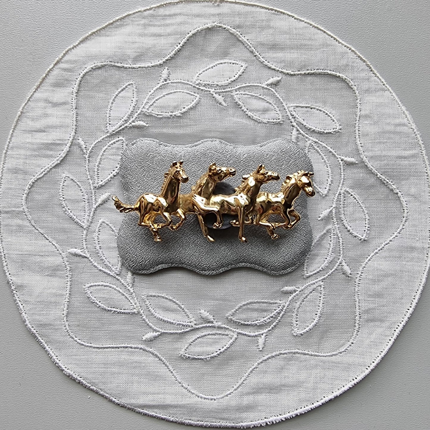 Brooch - Gold Four Horses Brooch