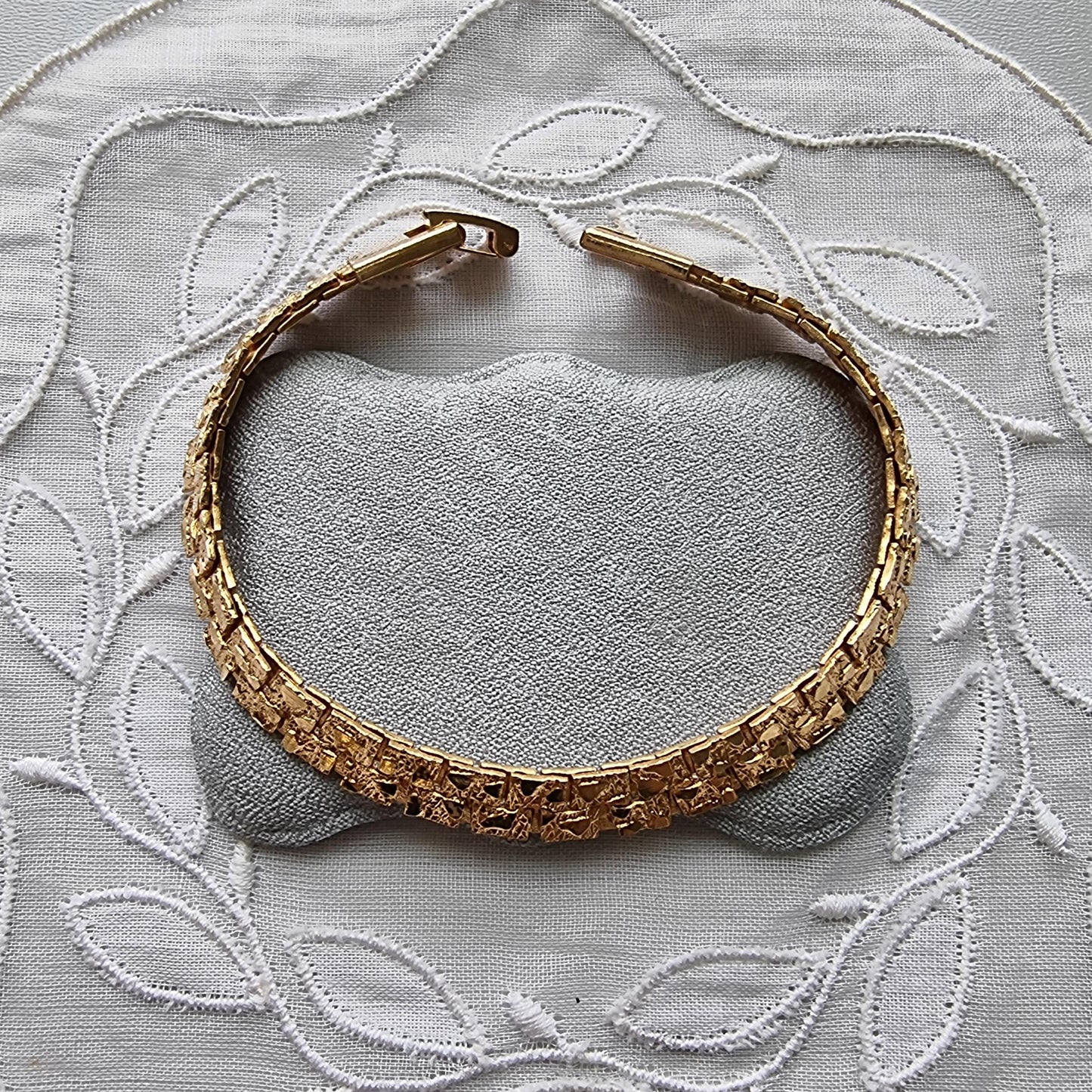 Bracelet - Gold Textured Flat Chain Bracelet