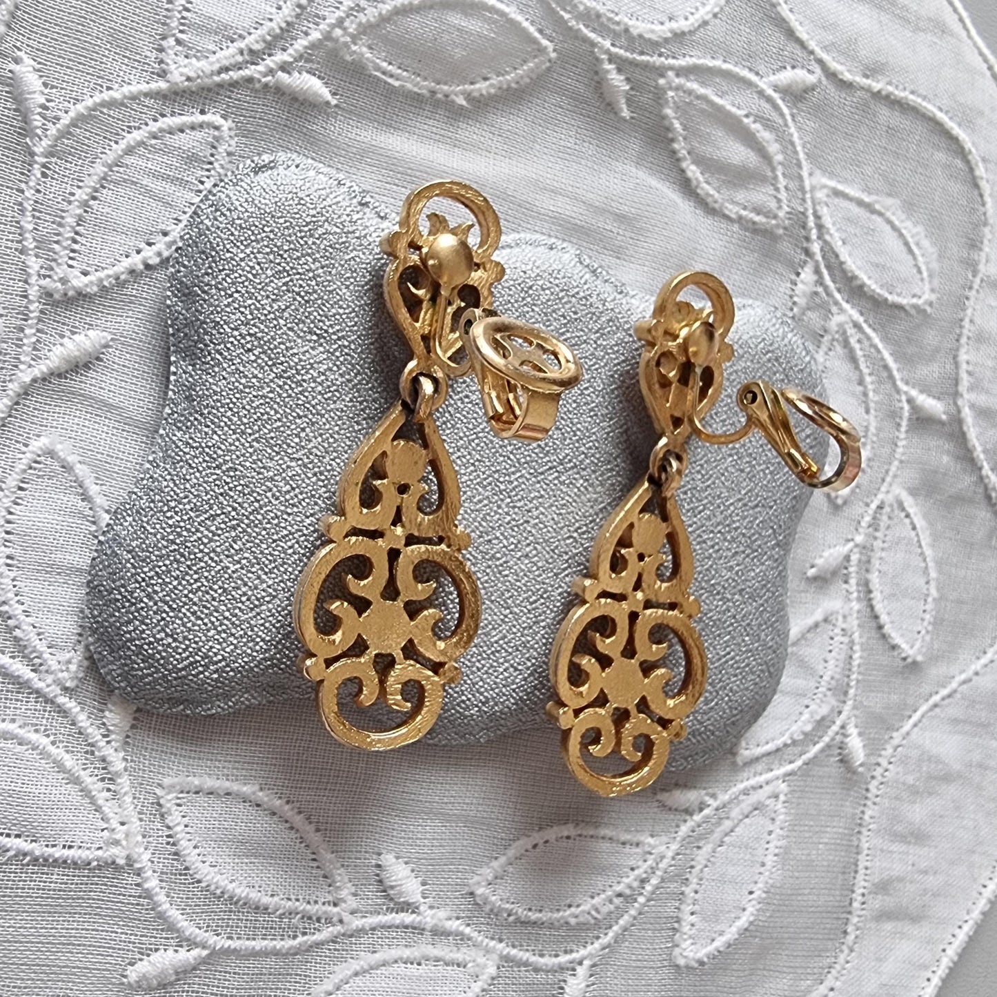 Clip on - Trifari Gold Filigree Drop Clip on Earrings
