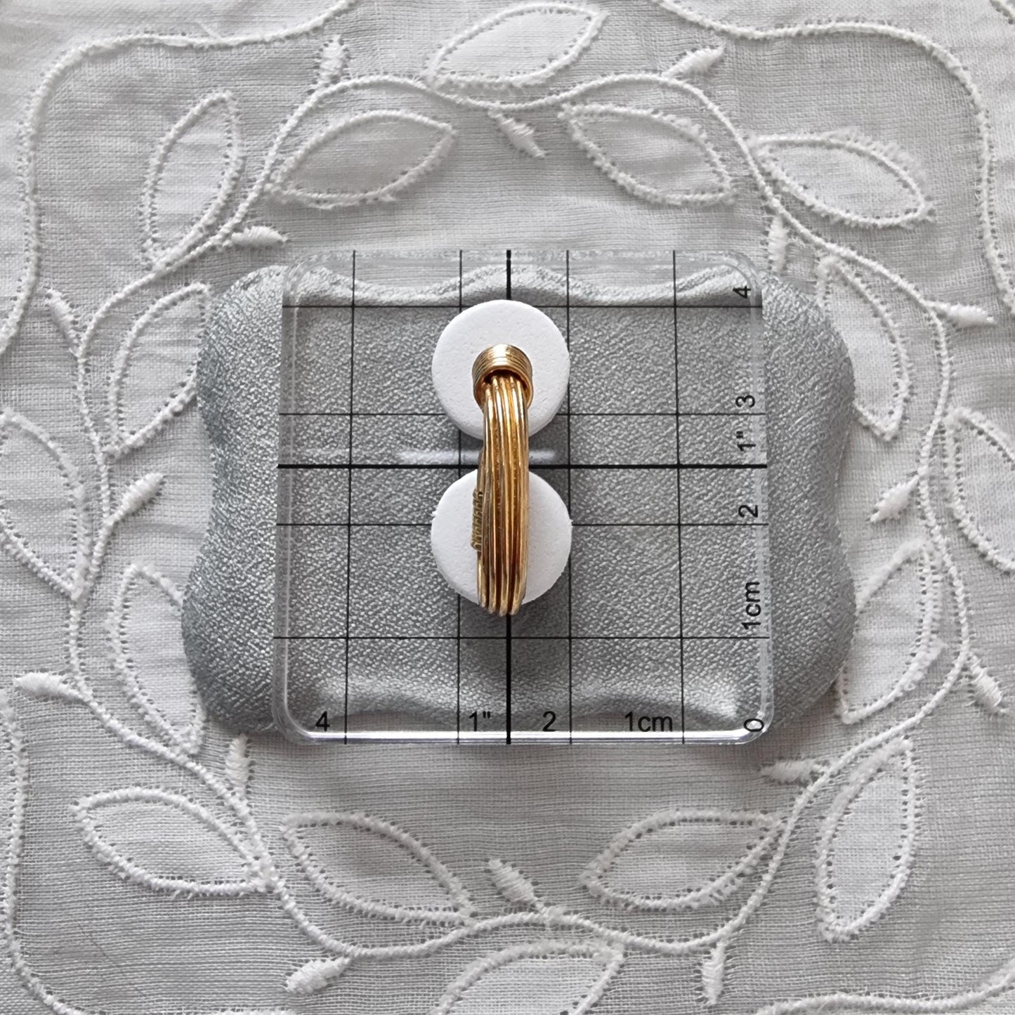 Posts - Small Gold Wires Hoop Earrings