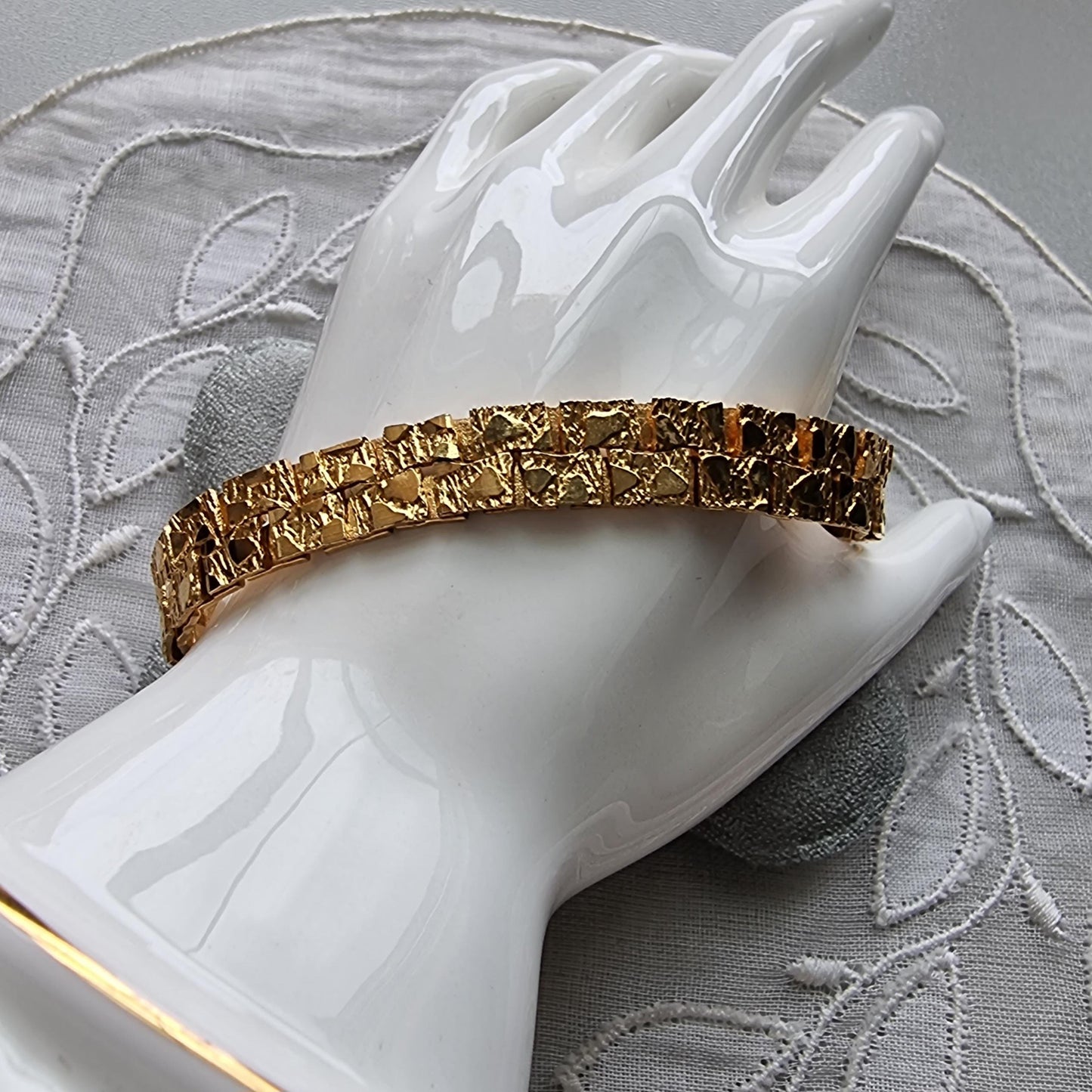 Bracelet - Gold Textured Flat Chain Bracelet