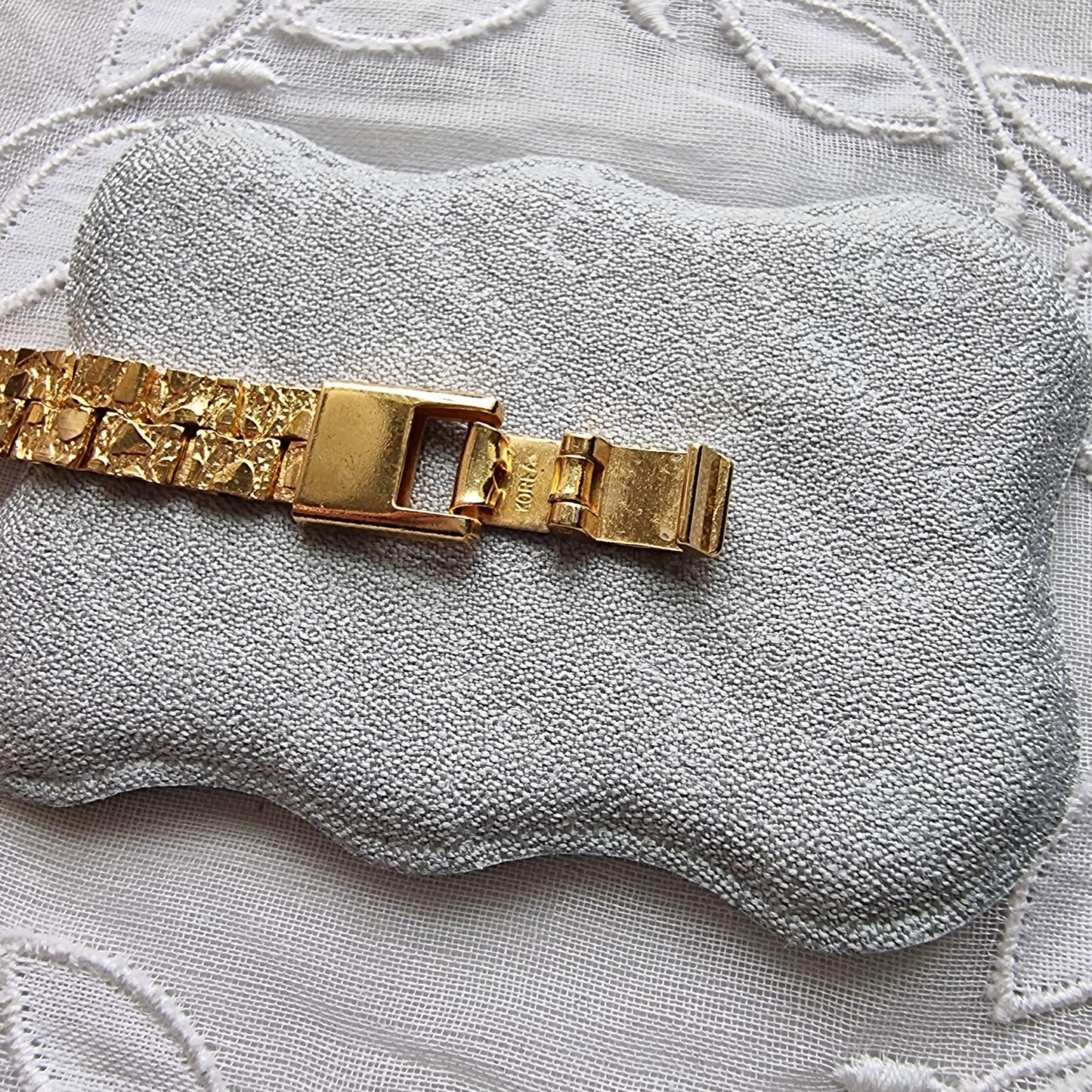 Bracelet - Gold Textured Flat Chain Bracelet