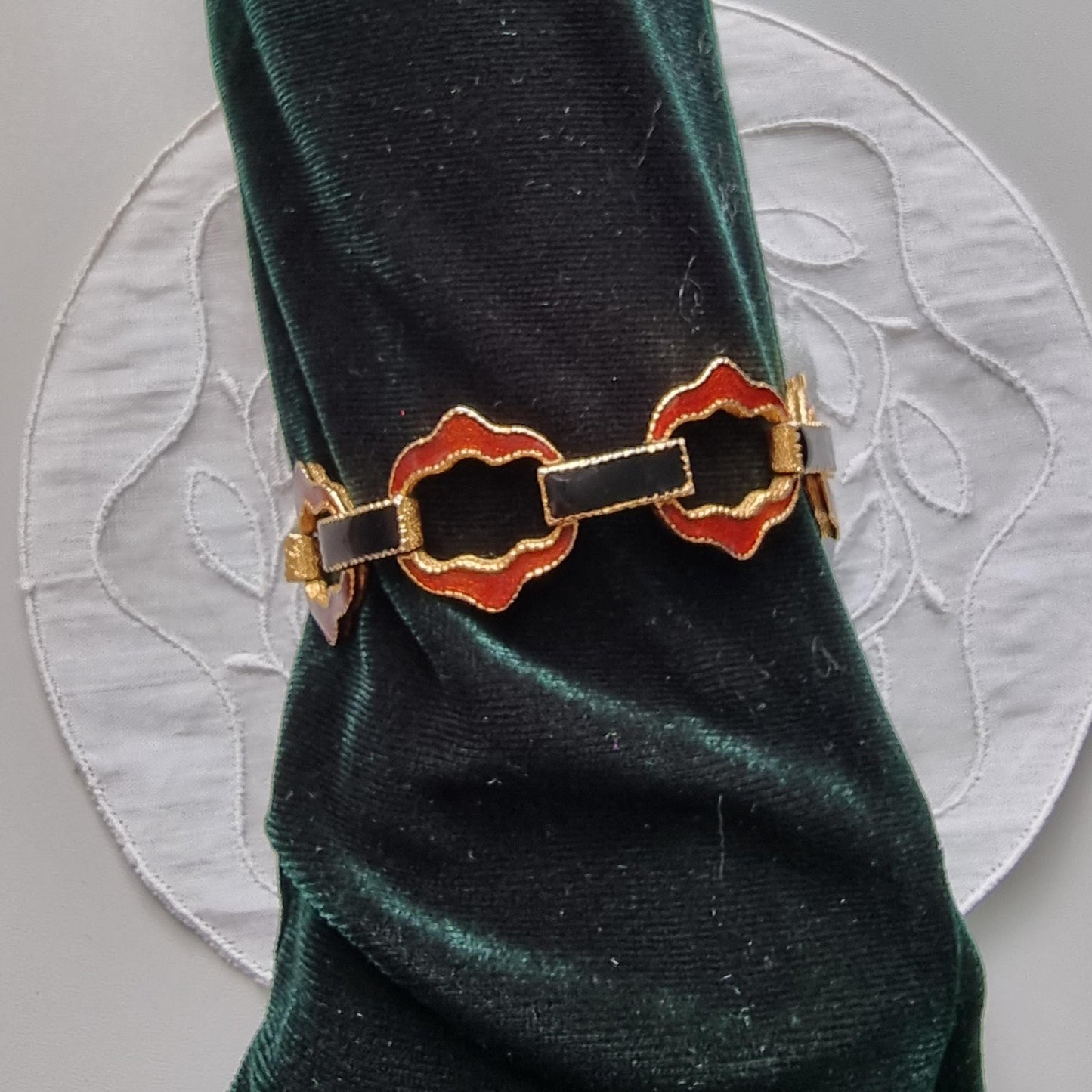 Bracelet - Avon Gold Red and Black Enamel Link Chain Bracelet