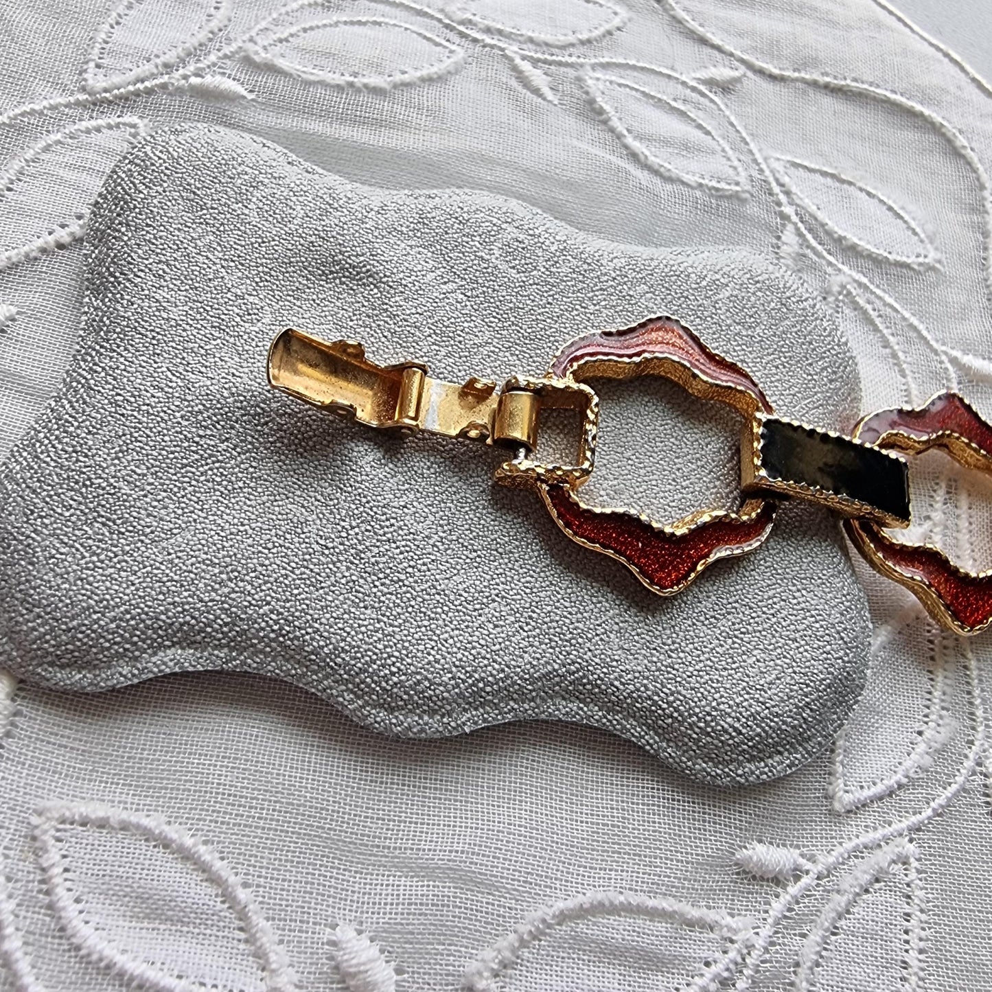 Bracelet - Avon Gold Red and Black Enamel Link Chain Bracelet