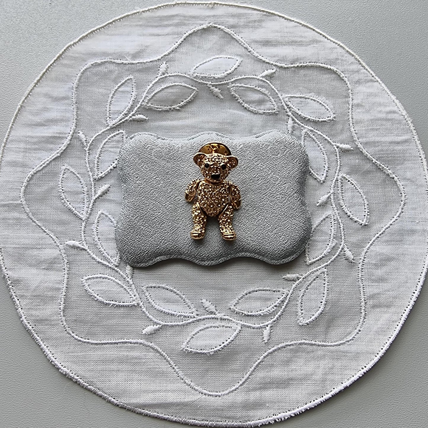 Pin - Articulated Sparkly Teddy Bear Pin Brooch