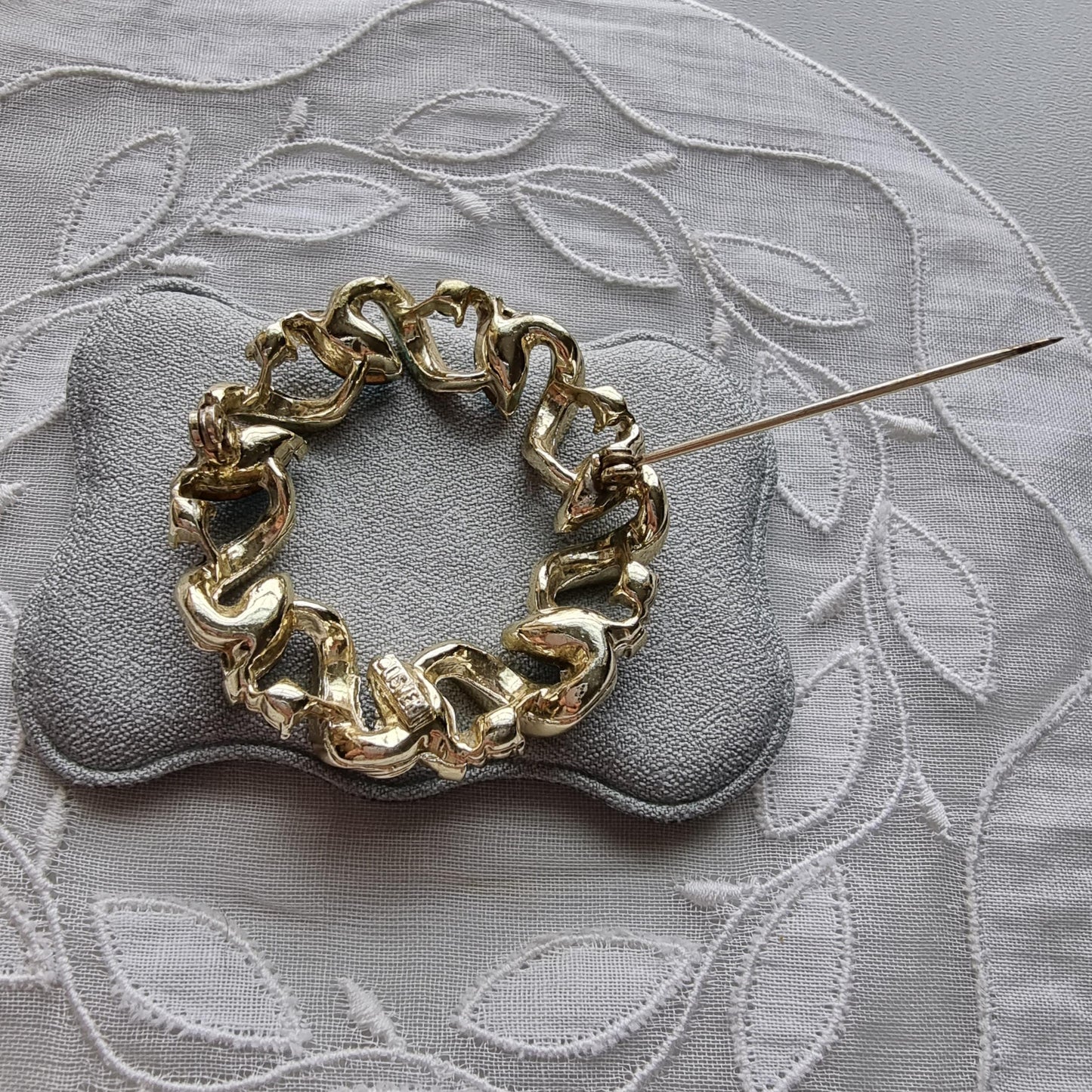 Brooch - Lisner Gold Ribbon Blue Crystals Wreath Brooch