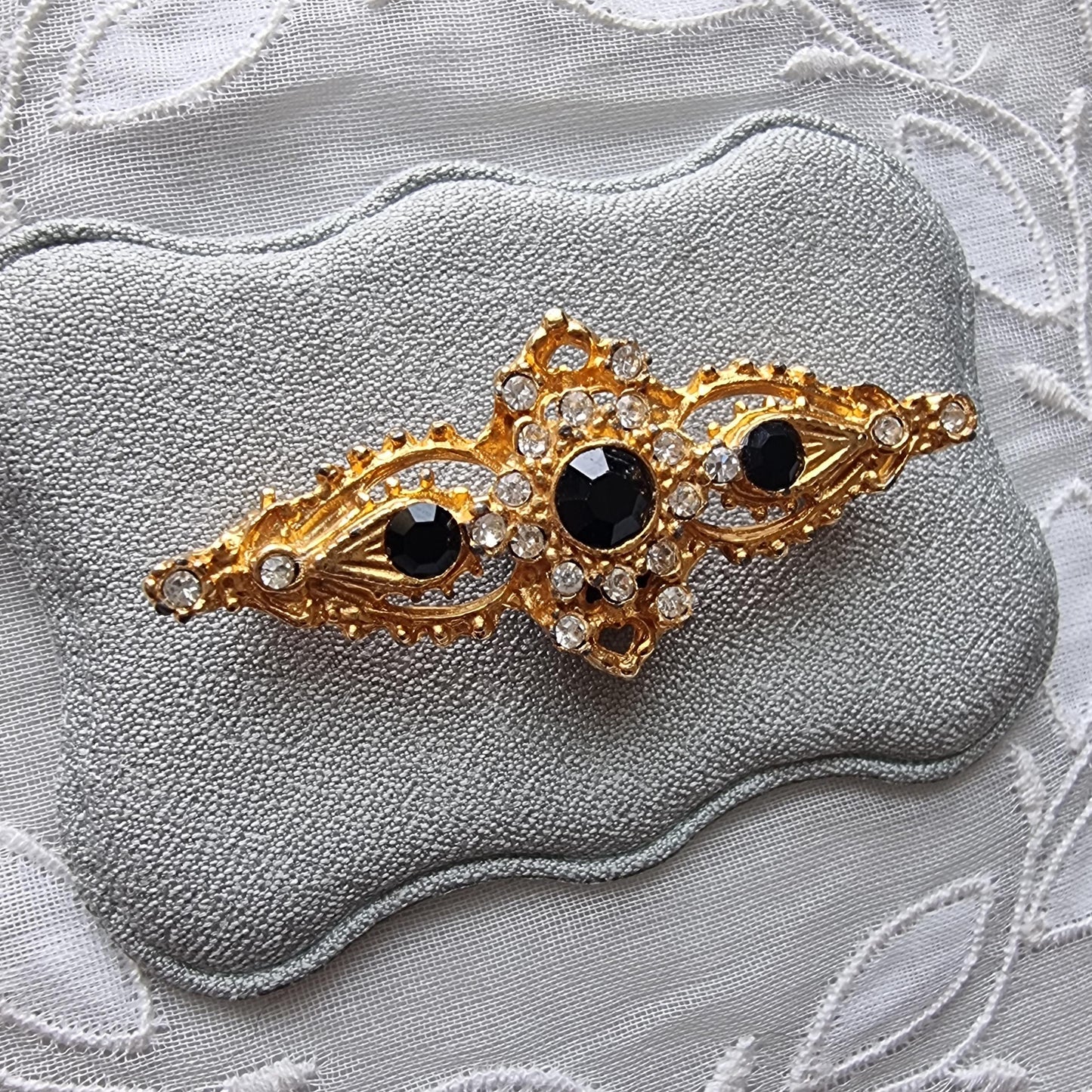 Brooch - Black Crystals and Seed Pearls Bar Brooch