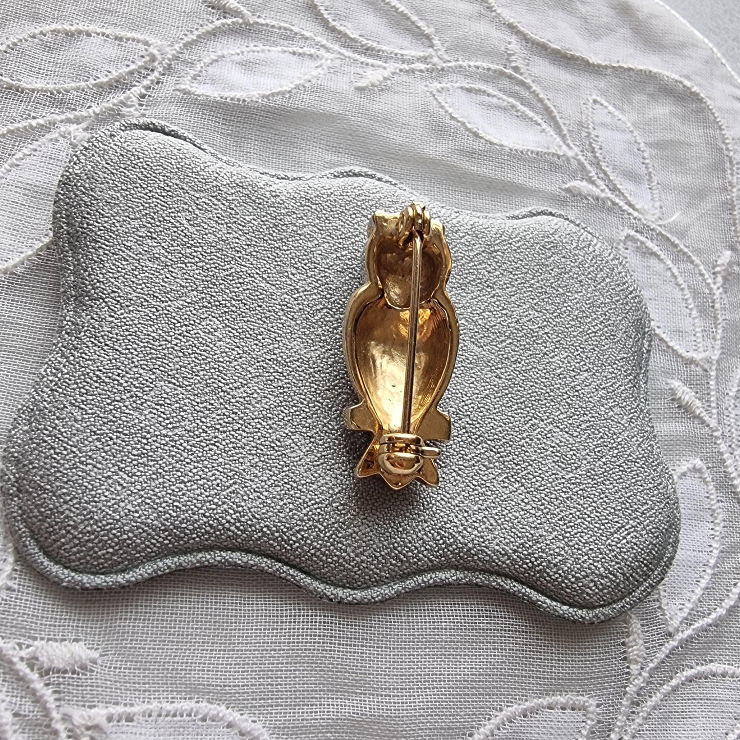 Brooch - Small Green and Clear Crystals Owl Brooch