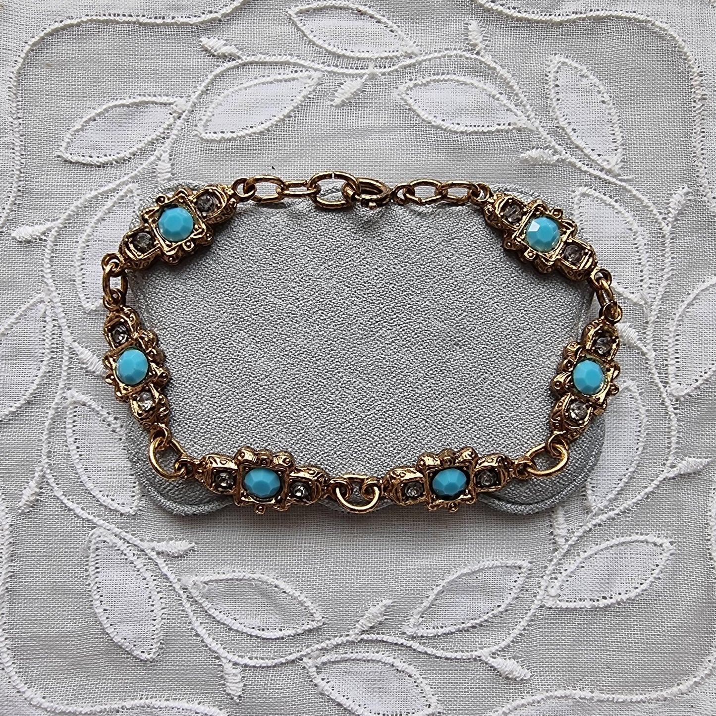 Bracelet - Gold Turquoise Crystal Link Bracelet