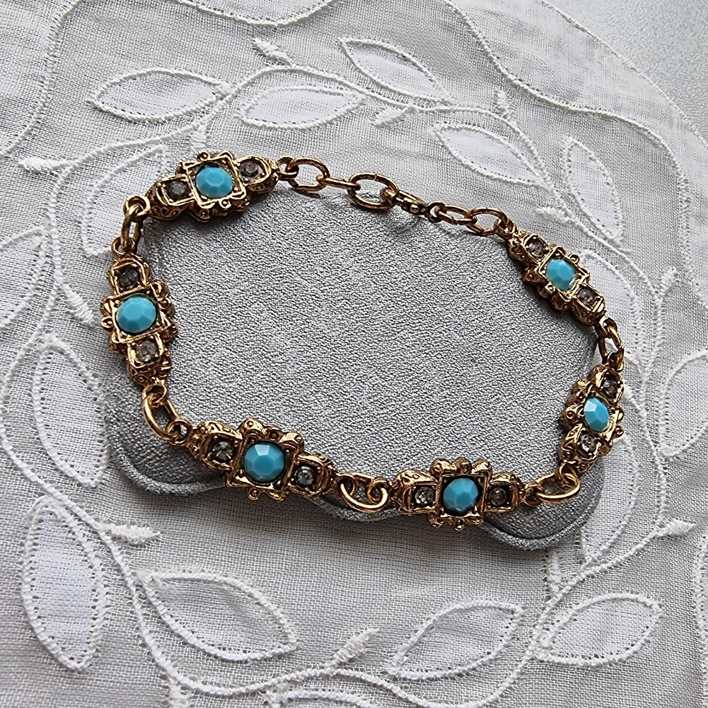 Bracelet - Gold Turquoise Crystal Link Bracelet