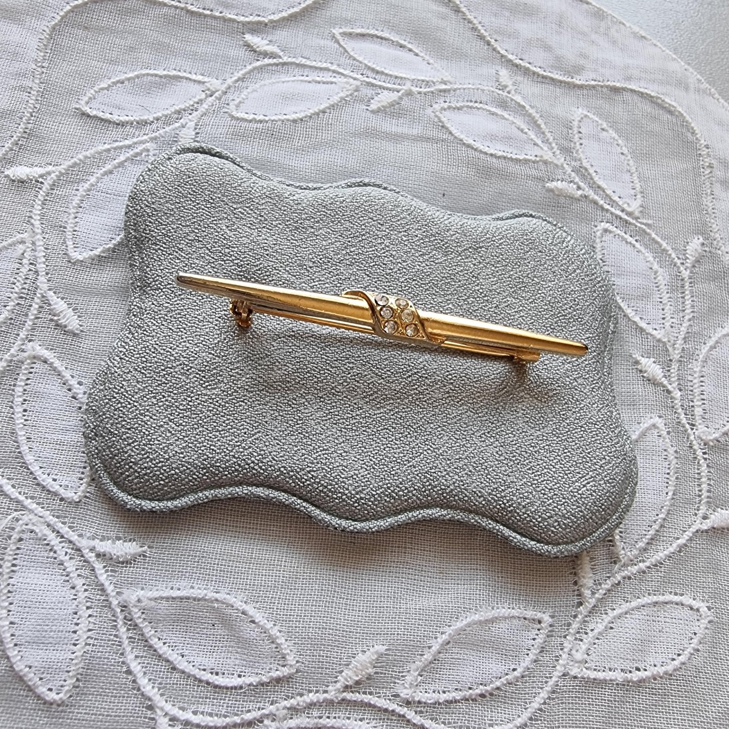 Brooch - Gold and Clear Crystals Bar Brooch