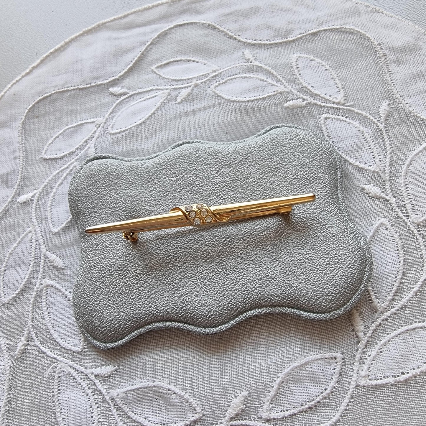 Brooch - Gold and Clear Crystals Bar Brooch