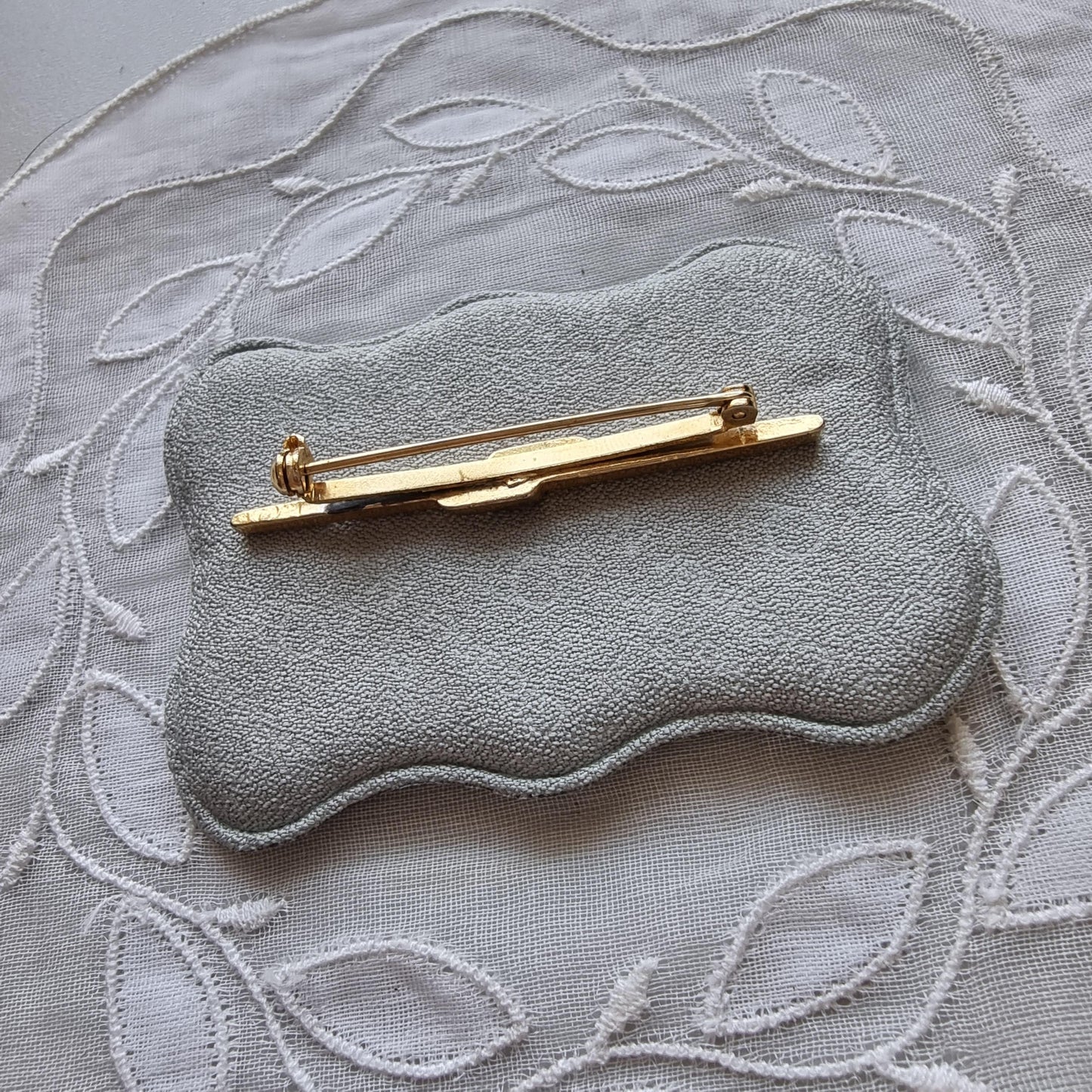 Brooch - Gold and Clear Crystals Bar Brooch