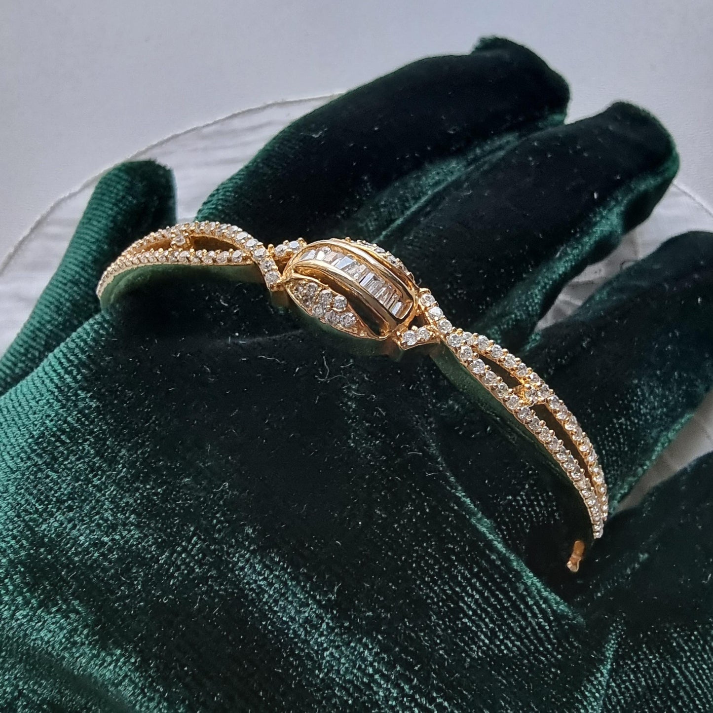Bracelet - Gold and Fine Crystals Clamper Bracelet