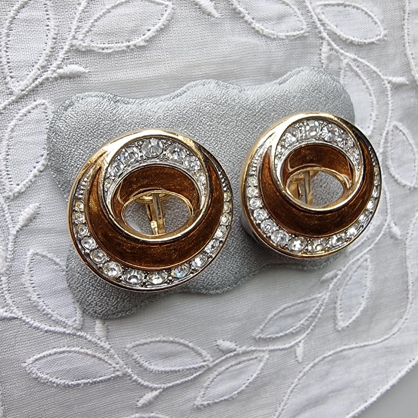 Clip on - Bergdorf Goodman Brown Enamel and Crystals Round Clip On Earrings
