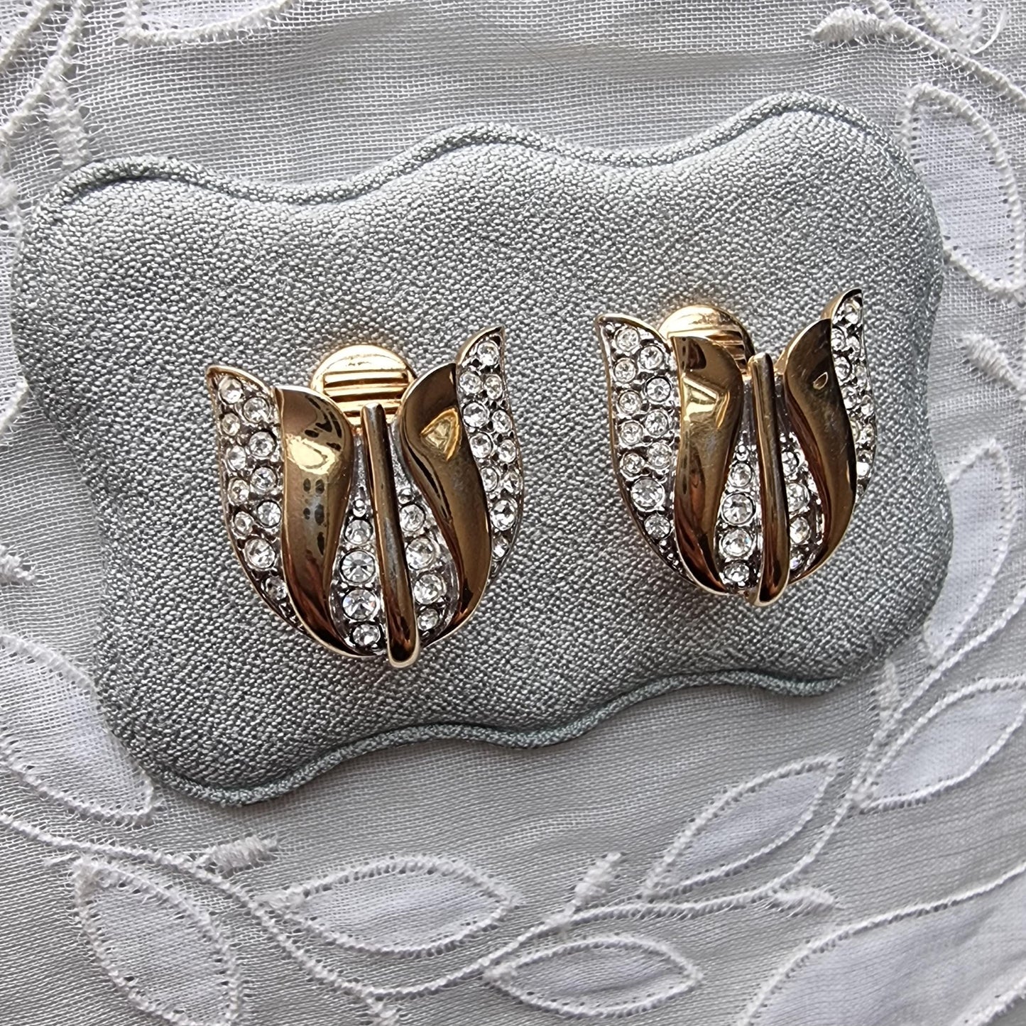 Clip on - Monet Gold and Crystals Flower Clip on Earrings