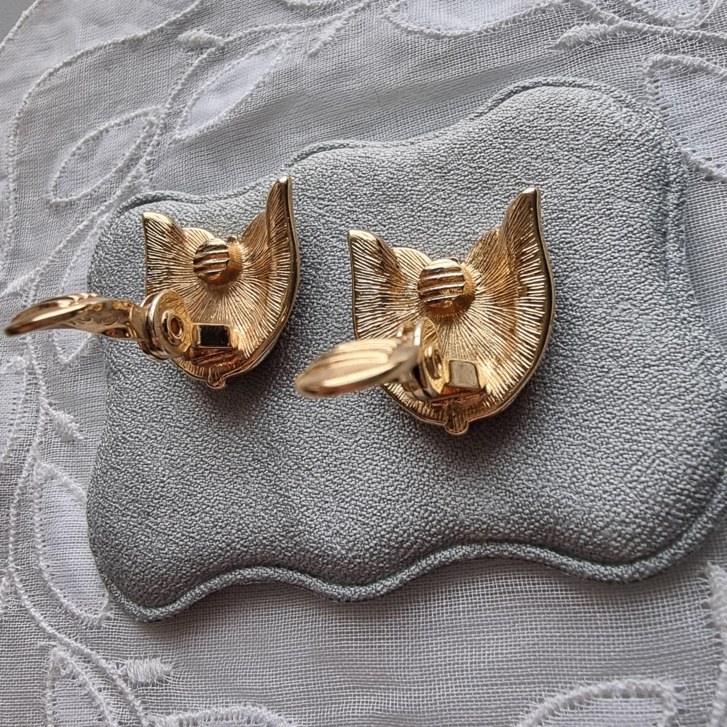Clip on - Monet Gold and Crystals Flower Clip on Earrings