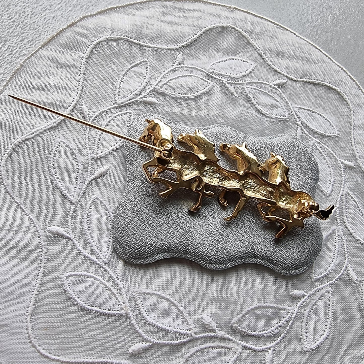 Brooch - Gold Four Horses Brooch