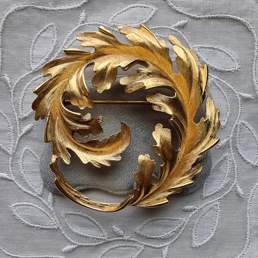 Brooch - Monet Gold Round Leaf Brooch