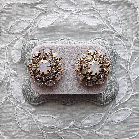 Posts - Milky White Crystals Round Stud Earrings