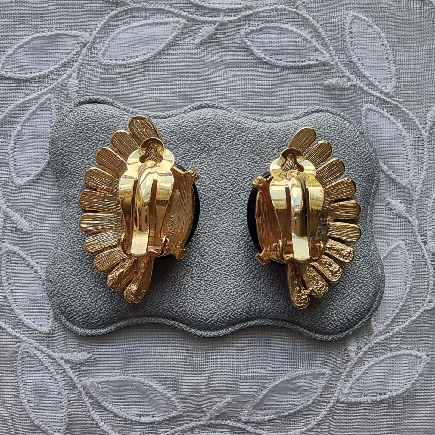 Clip on - Black Cabochon and Clear Crystals Clip On Earrings