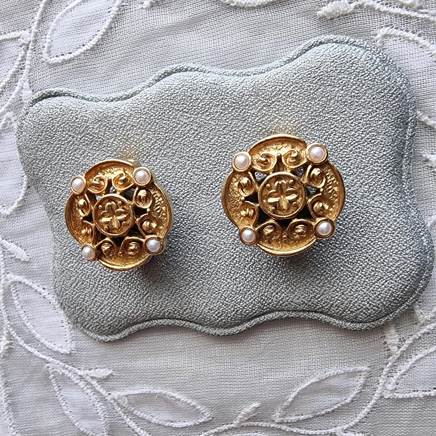 Clip on - Small Etruscan Style Pearl Clip On Earrings