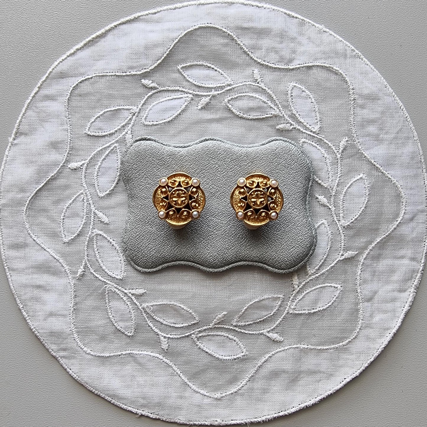 Clip on - Small Etruscan Style Pearl Clip On Earrings