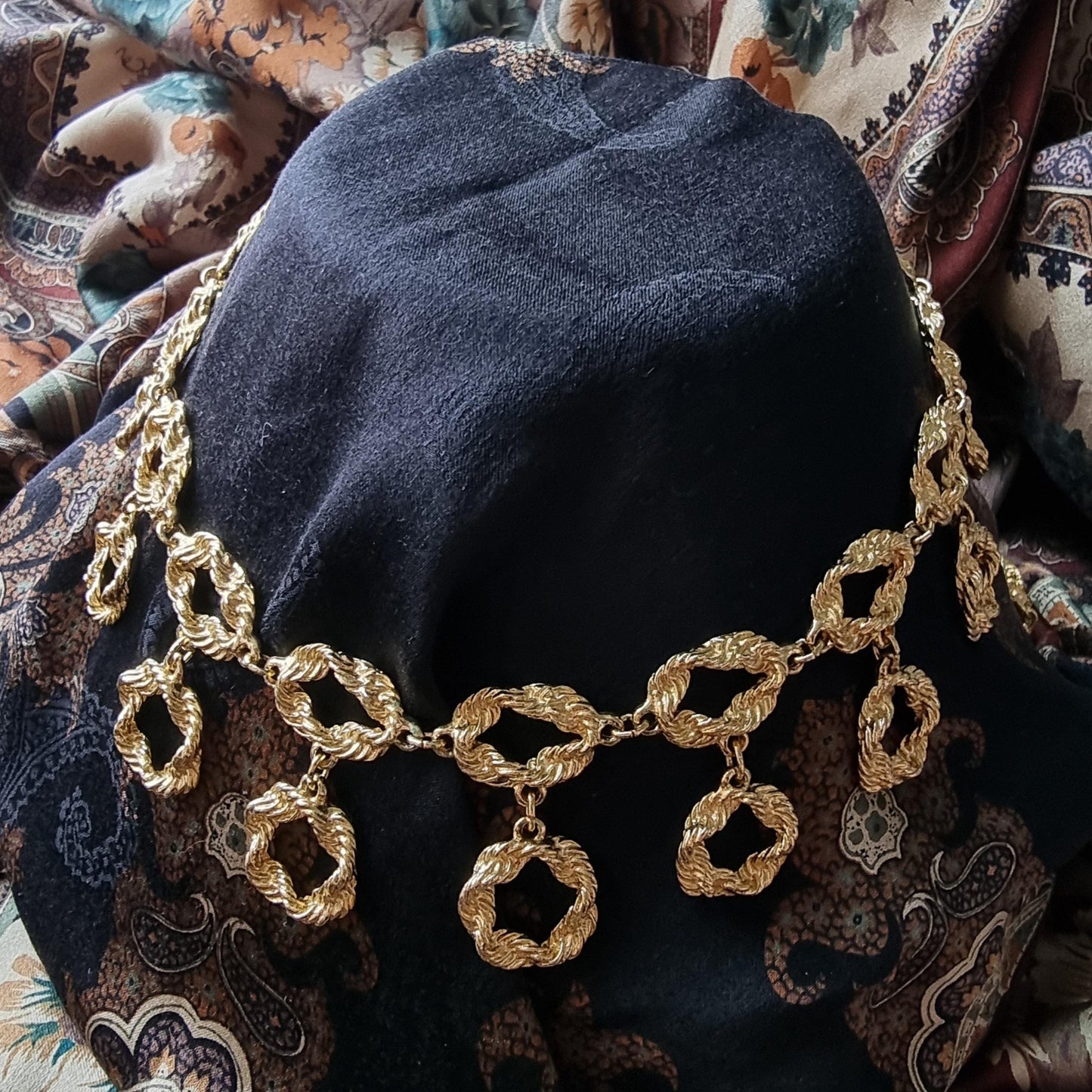 Necklace - Gold Textured Chain Link Drop Long Necklace