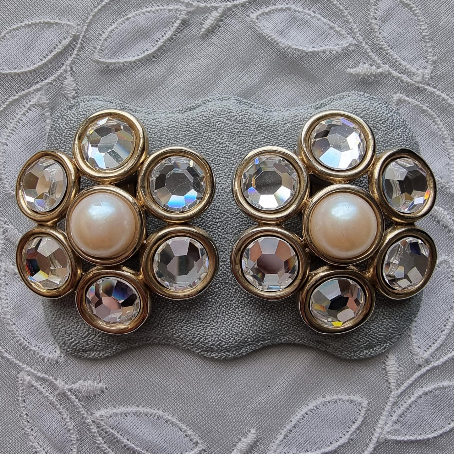 Clip on - Statement Pearl and Crystals Flower Clip on Earrings