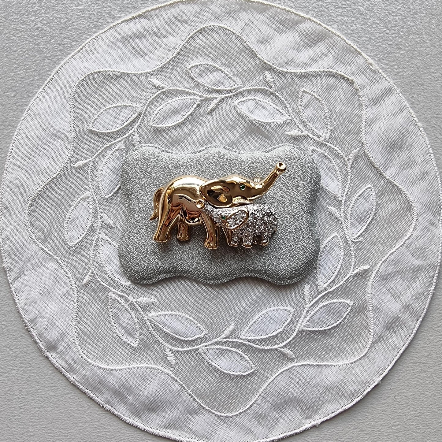 Brooch - Gold and Clear Crystals Elephants Brooch