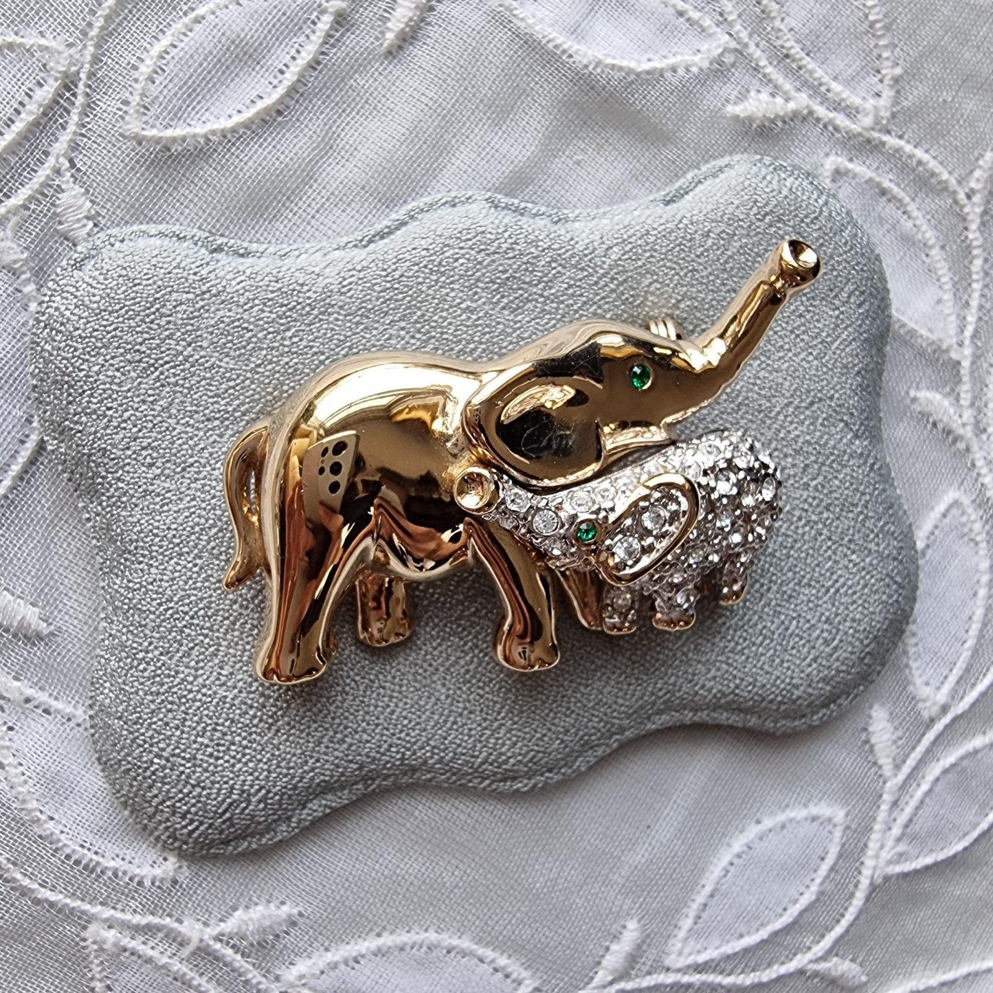 Brooch - Gold and Clear Crystals Elephants Brooch