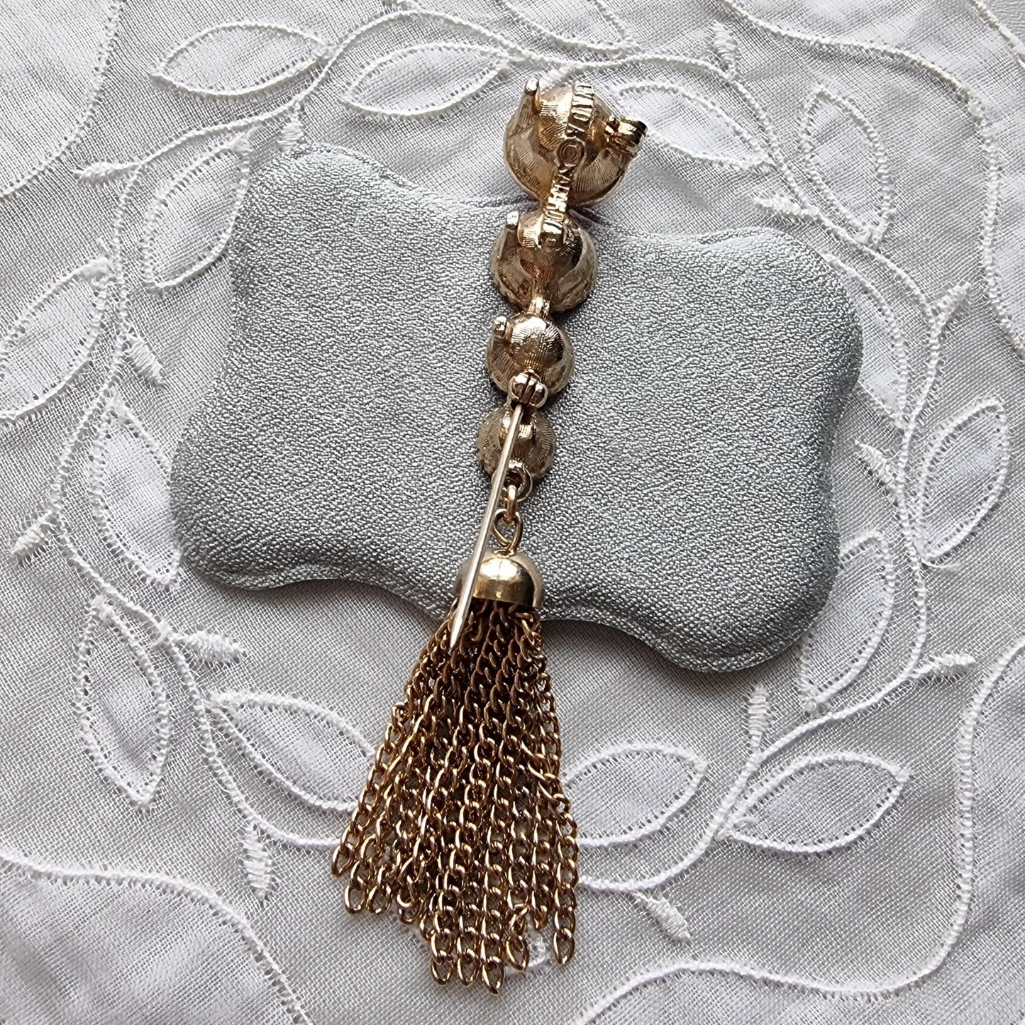 Brooch - Sarah Coventry Pink Crystals and Tassel Brooch