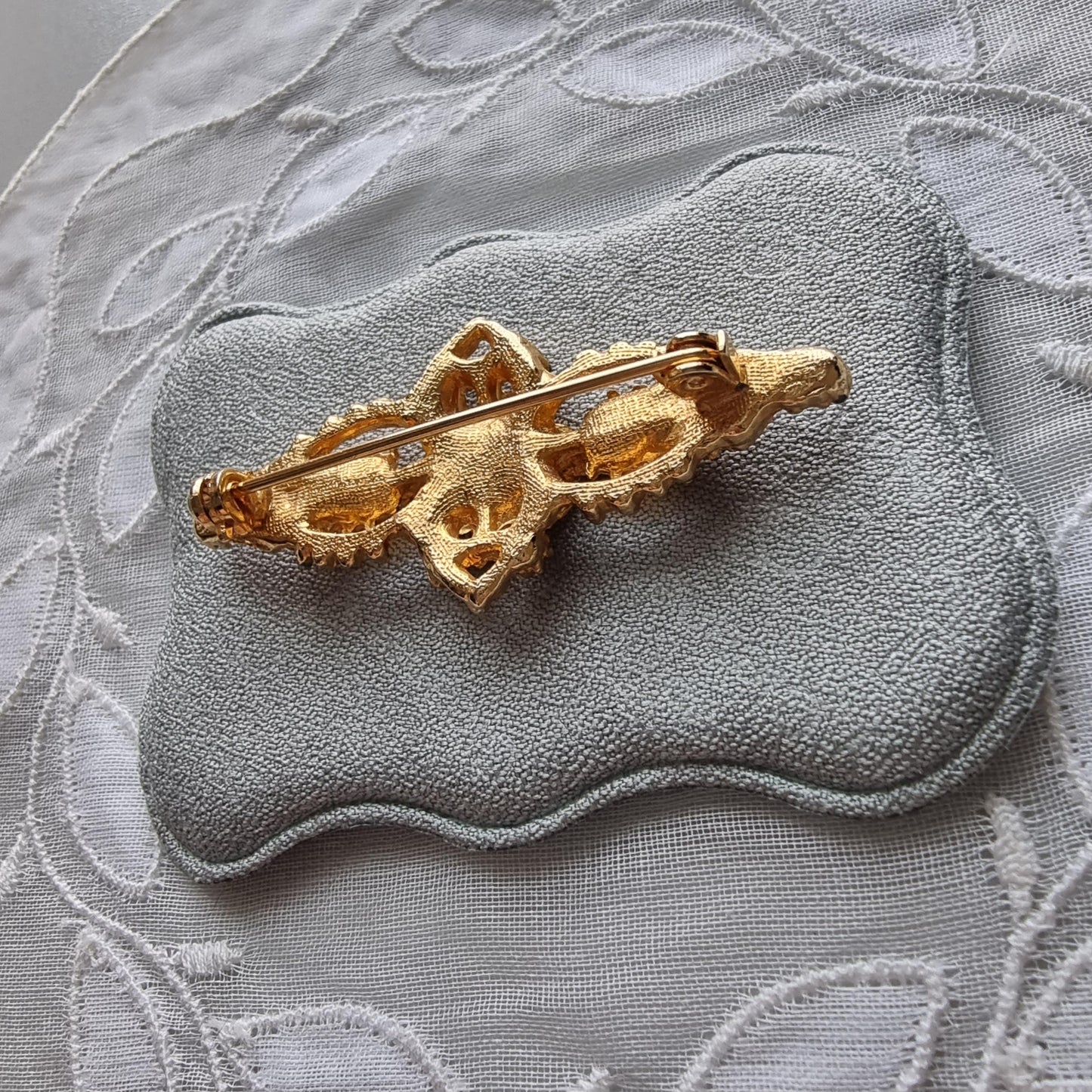 Brooch - Black Crystals and Seed Pearls Bar Brooch