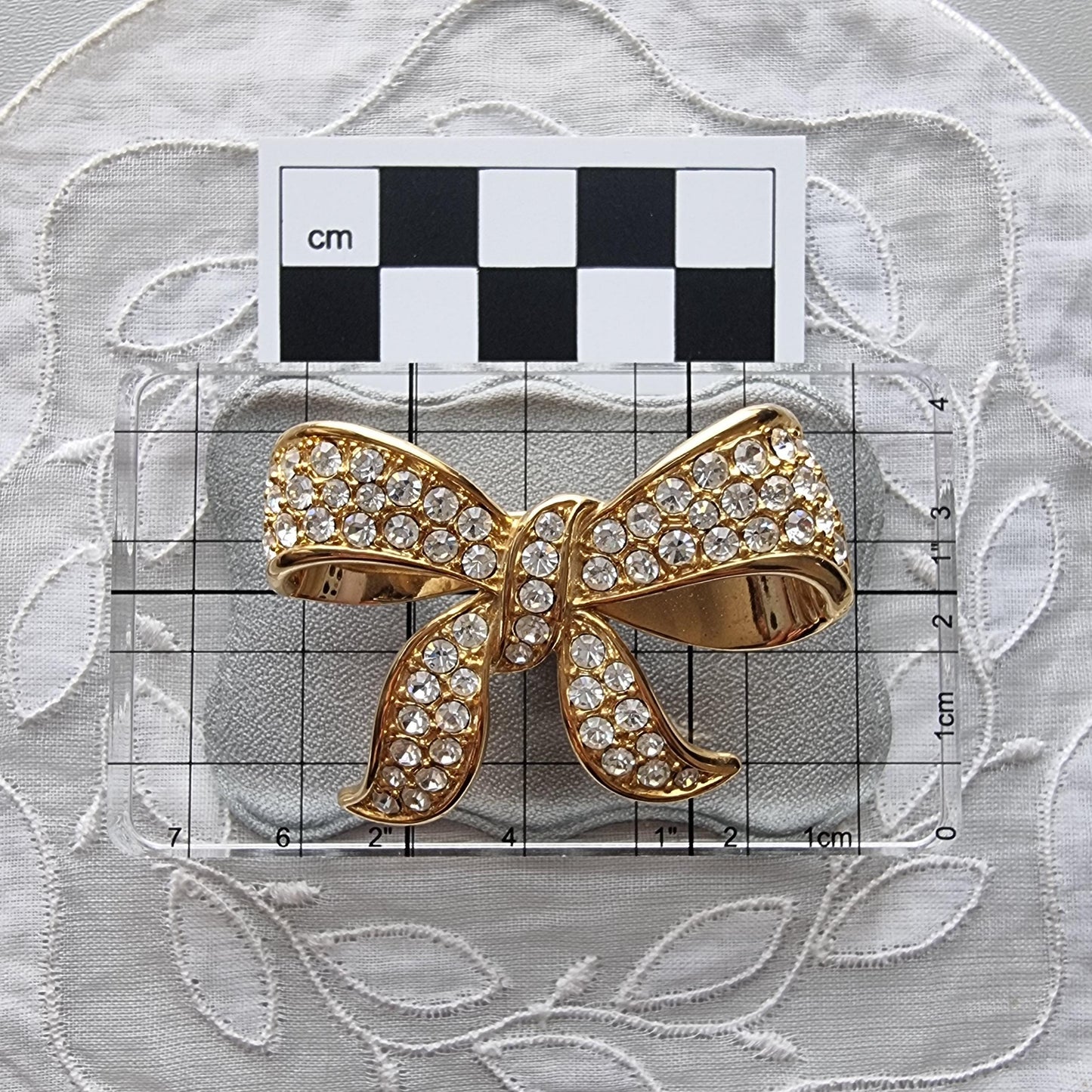 Brooch - Gold and Clear Crystals Bow Brooch