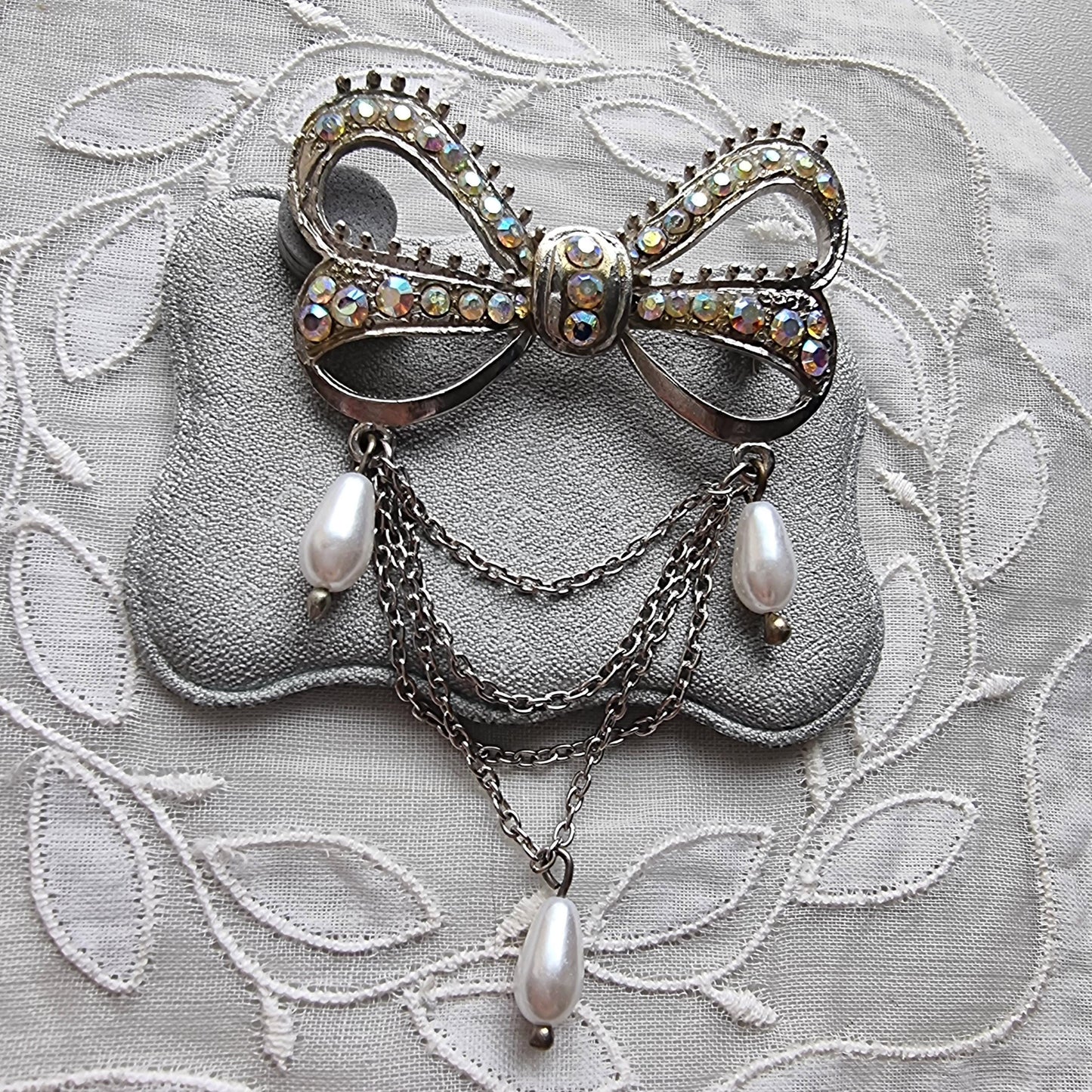 Brooch - Aurora Borealis Crystal Bow with Faux Pearl Chain Drops Brooch
