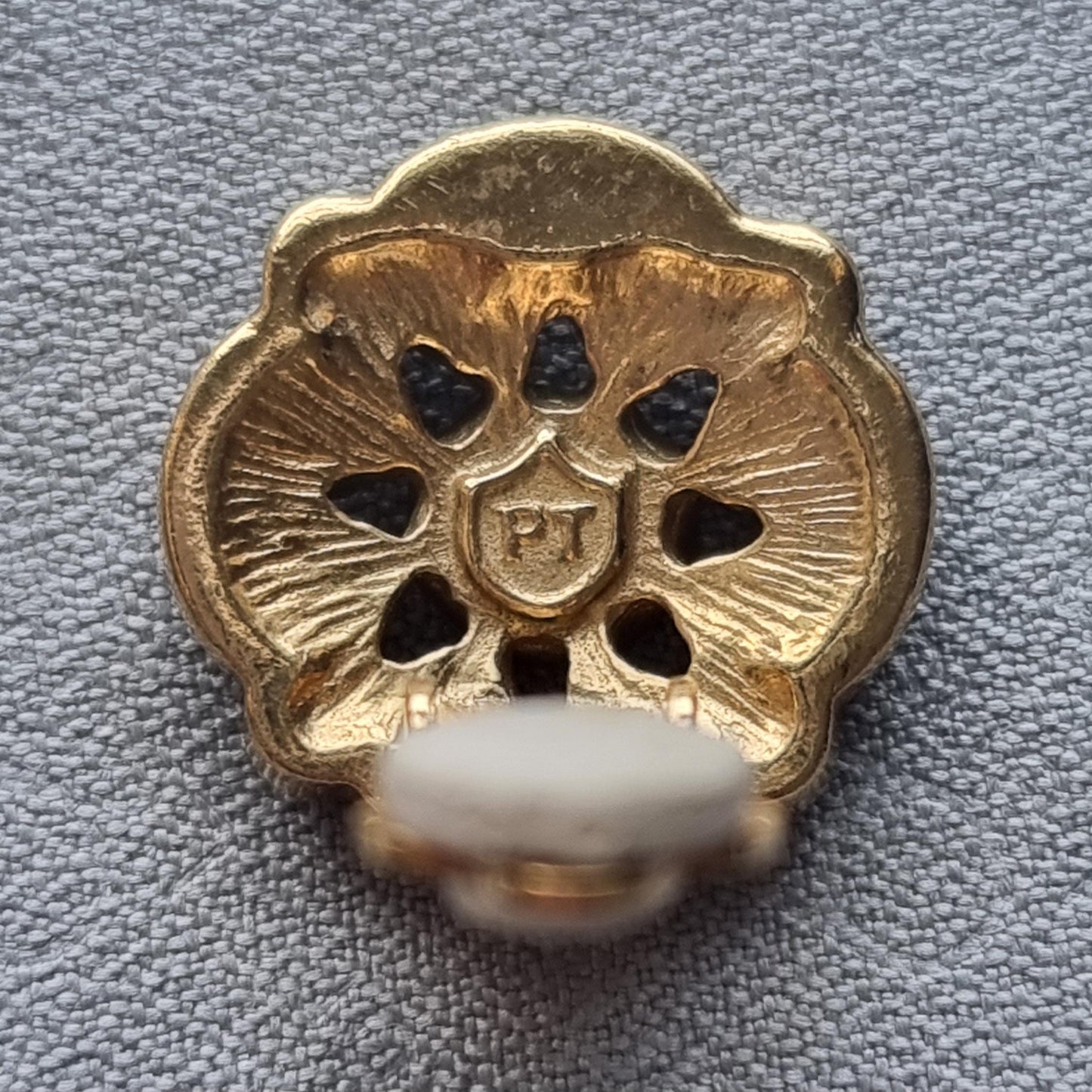 Clip on - Small Etruscan Style Pearl Clip On Earrings