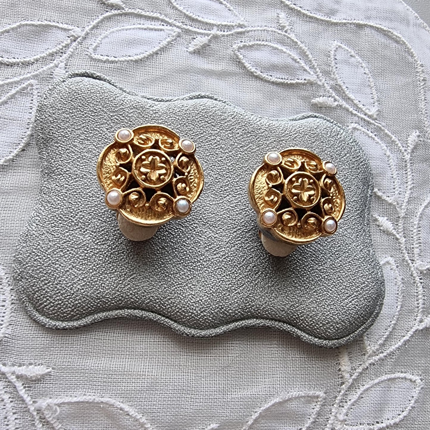 Clip on - Small Etruscan Style Pearl Clip On Earrings