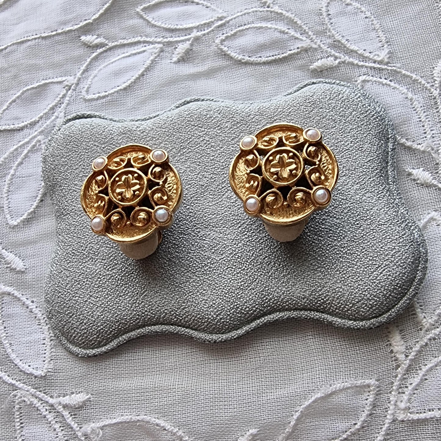 Clip on - Small Etruscan Style Pearl Clip On Earrings