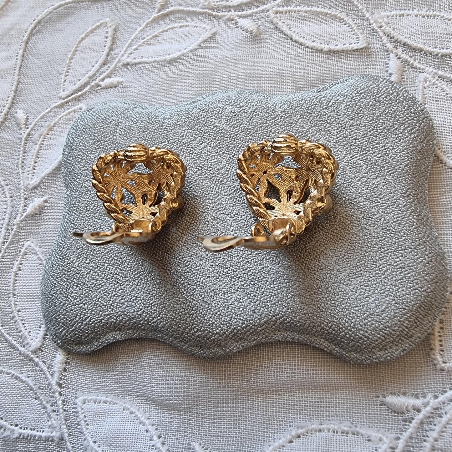 Clip on - Mint Green Enamel Flower Cluster Clip on Earrings