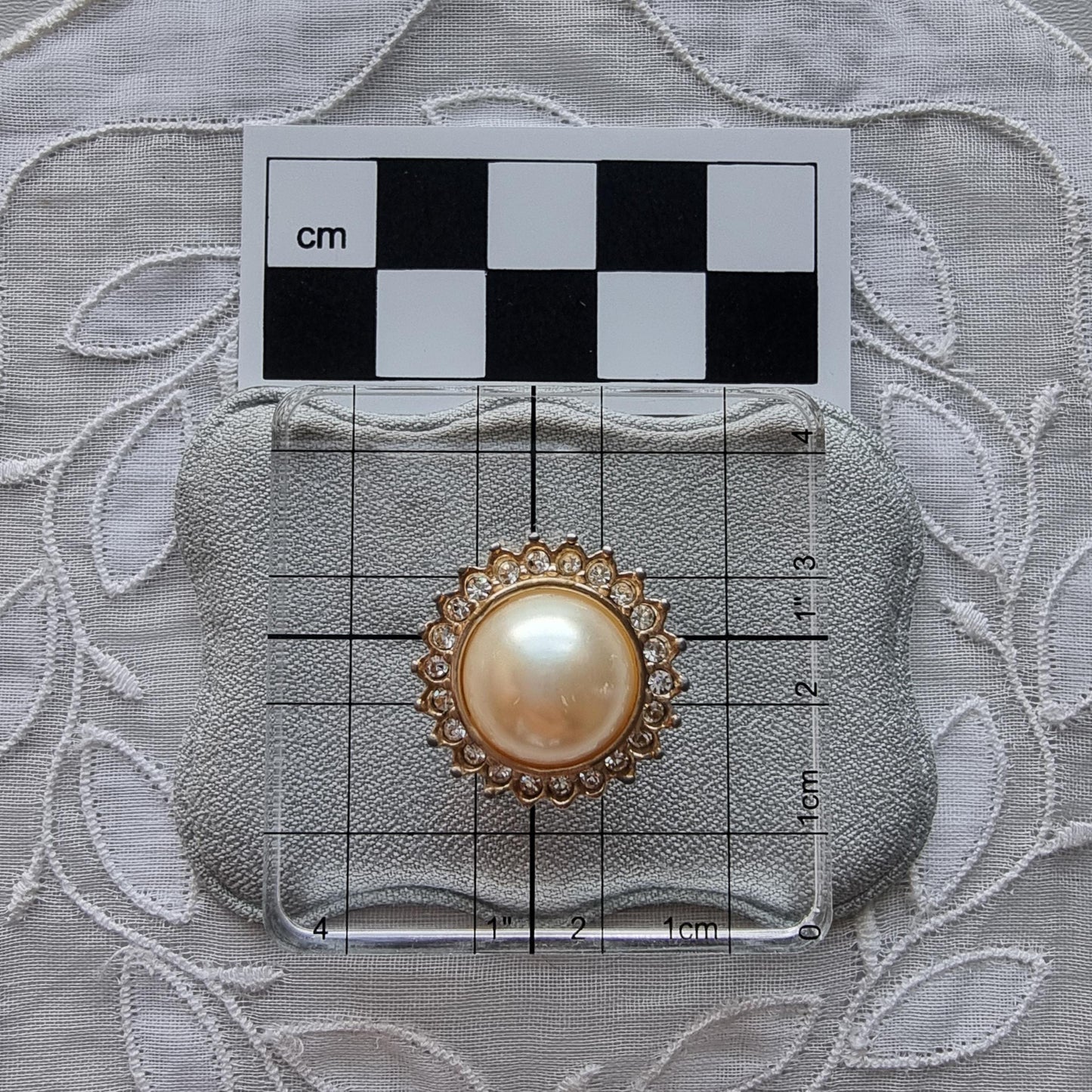 Clip on - Round Pearl and Crystals Clip on Earrings