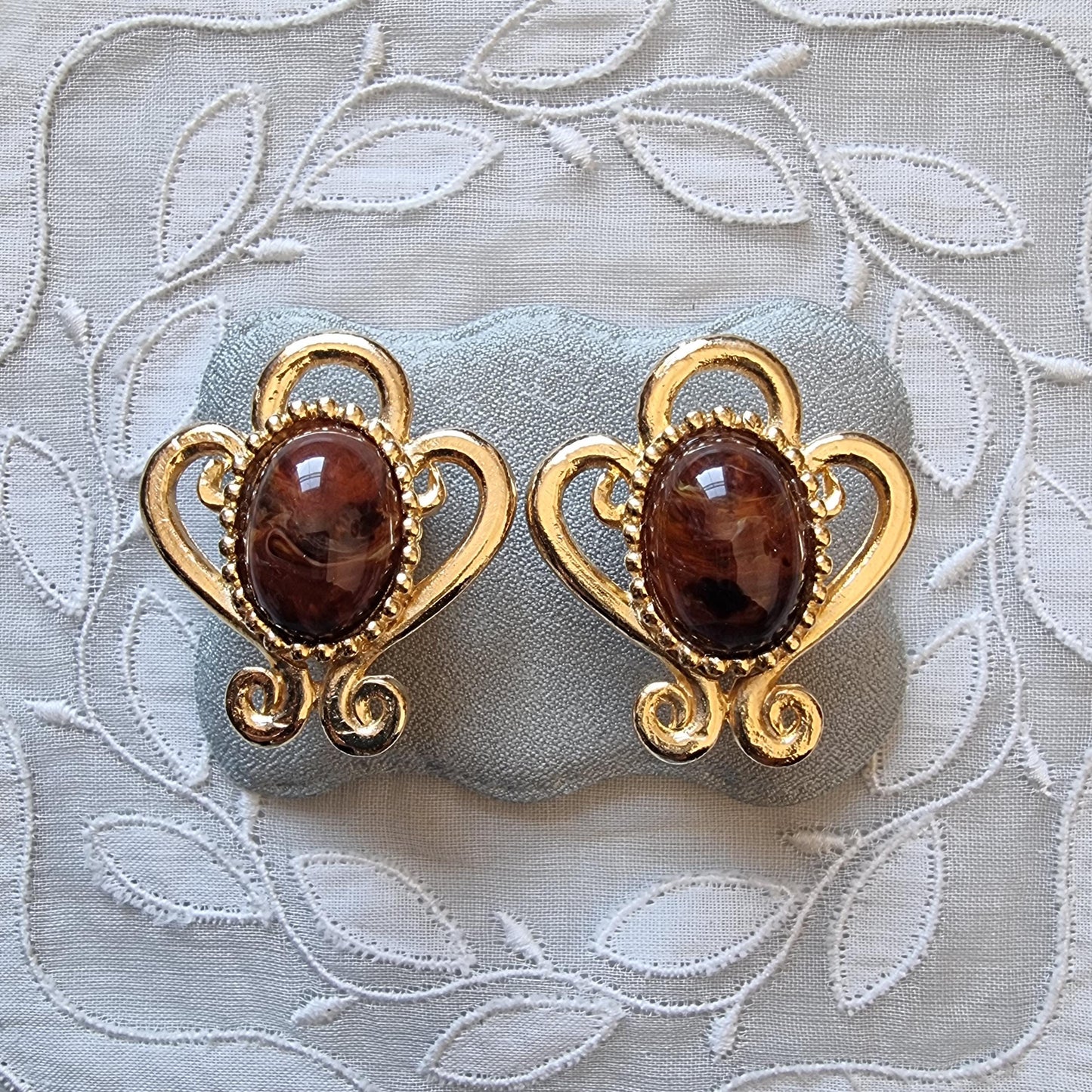 Clip on - Gold Wirework Brown Marbled Glass Cabochon Clip On Earrings
