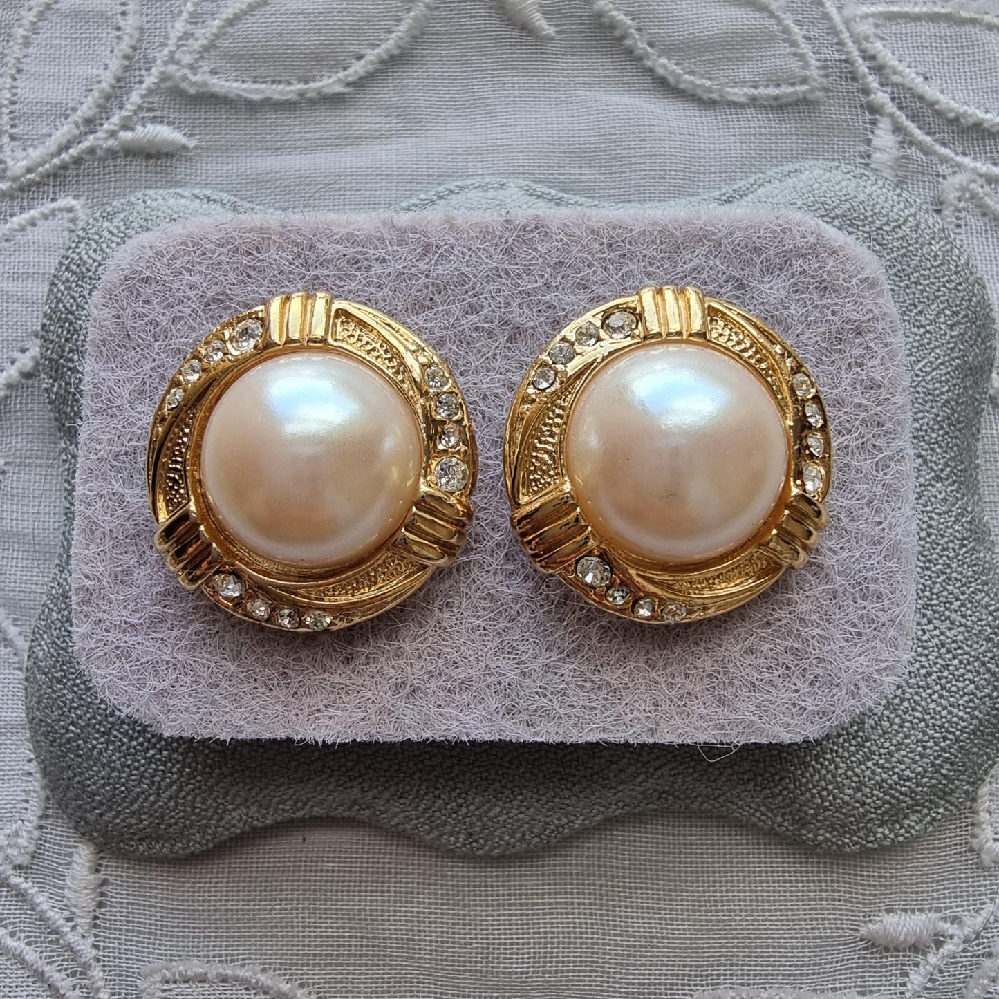 Posts - Gold and Crystals Swirl Pearl Stud Earrings