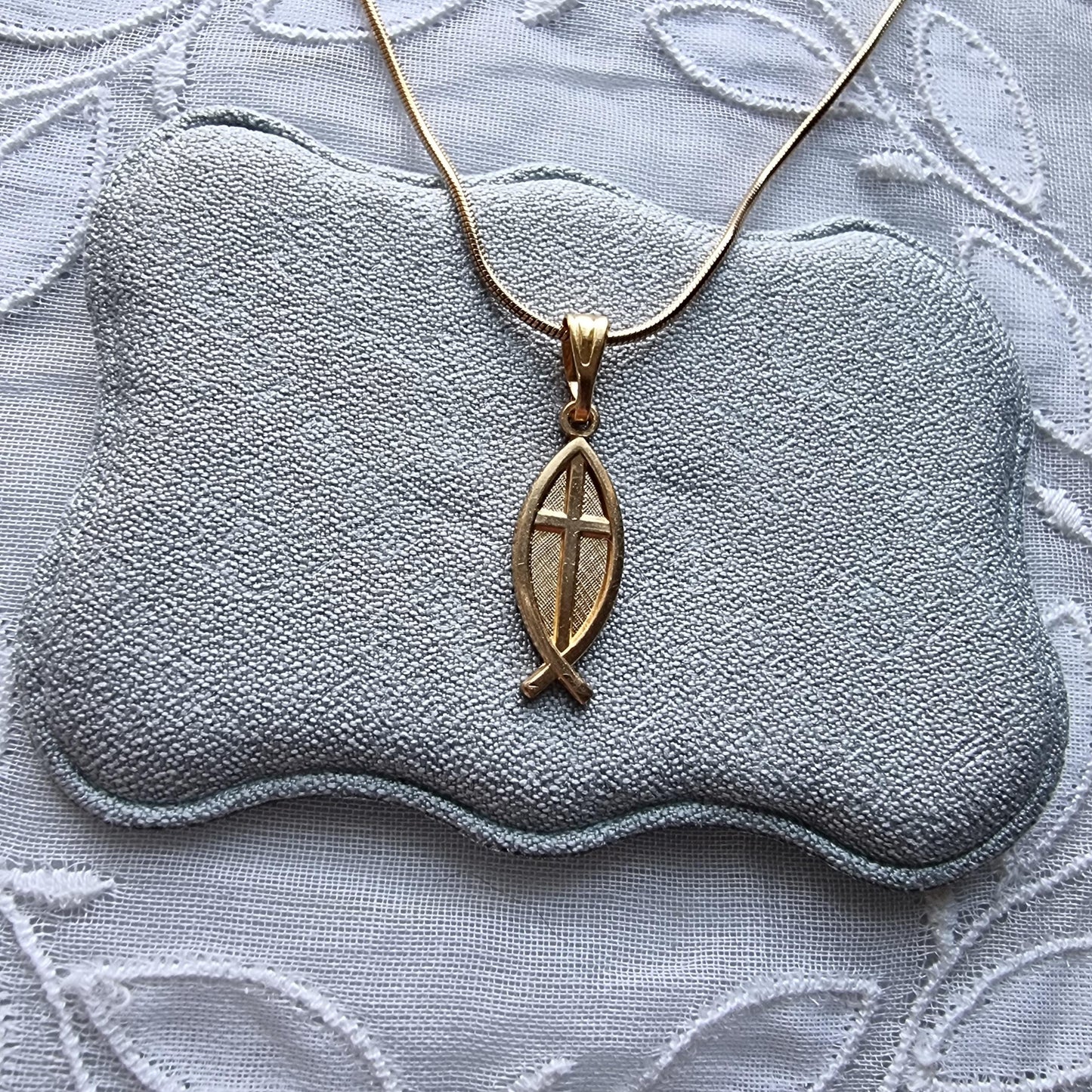 Necklace - Christian Fish Cross Pendant Necklace